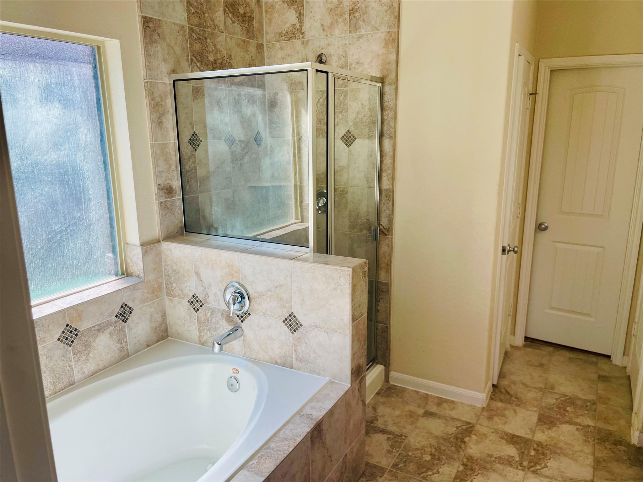 335 American Black Bear Drive, Crosby Tx 77532 Property Photo 13