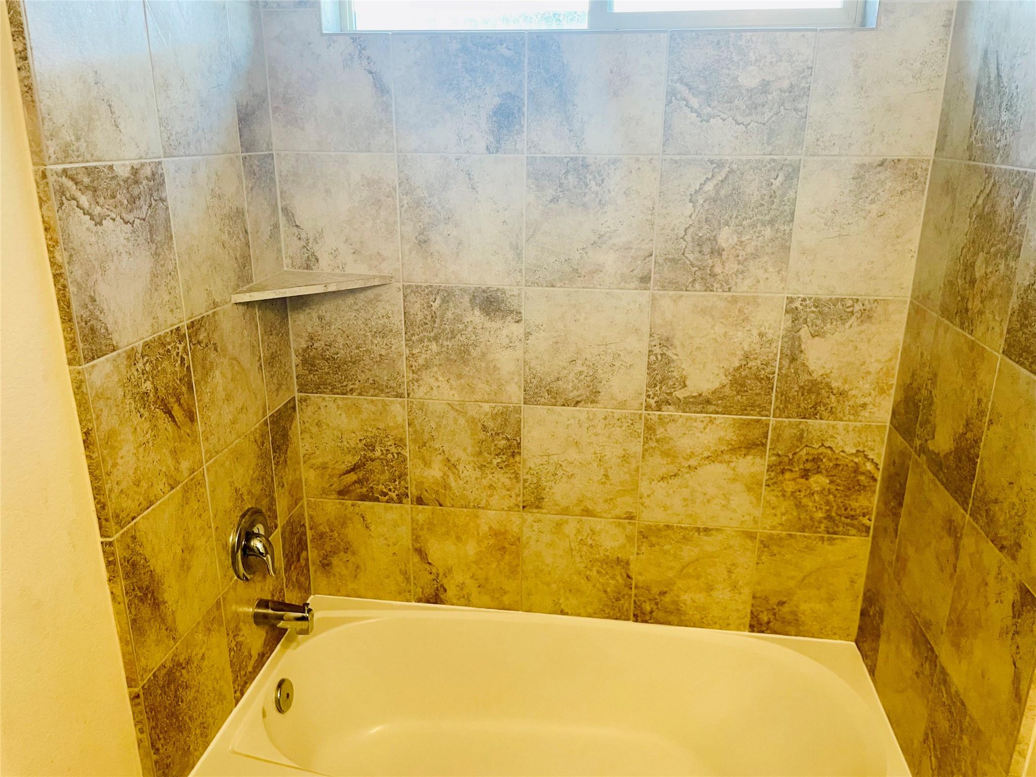 335 American Black Bear Drive, Crosby Tx 77532 Property Photo 16