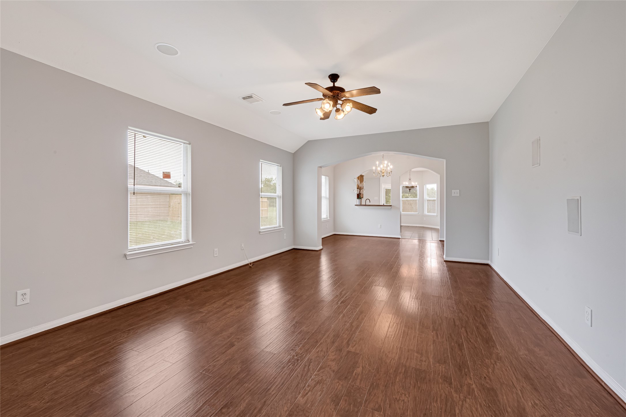 2726 Sage Bluff Avenue Property Photo 6