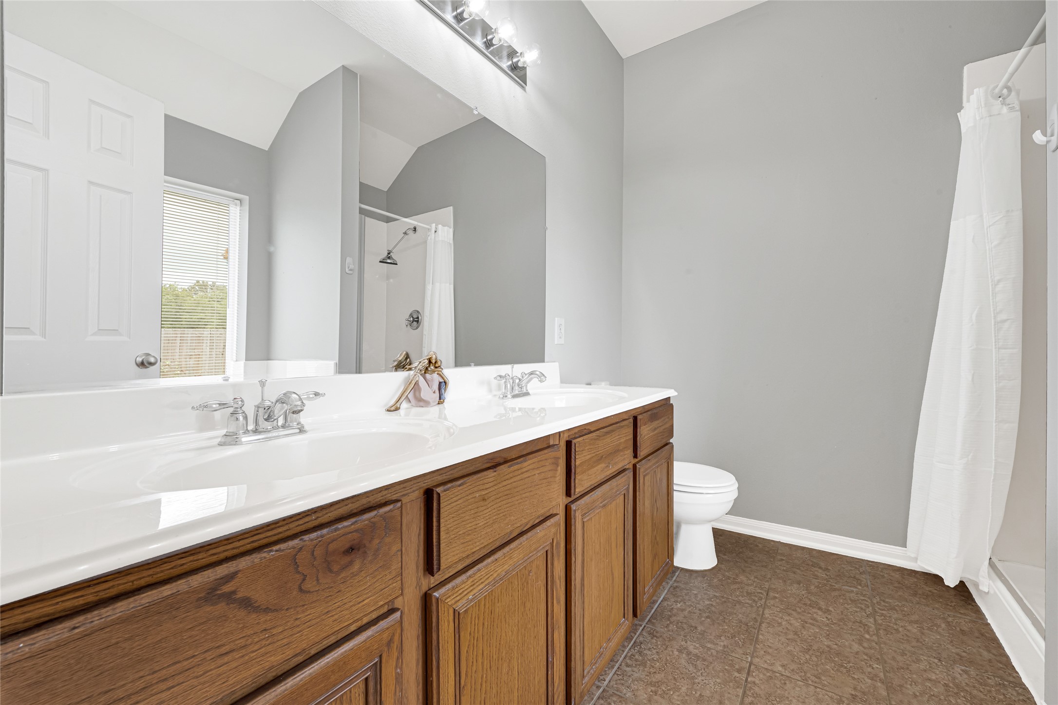 2726 Sage Bluff Avenue Property Photo 22