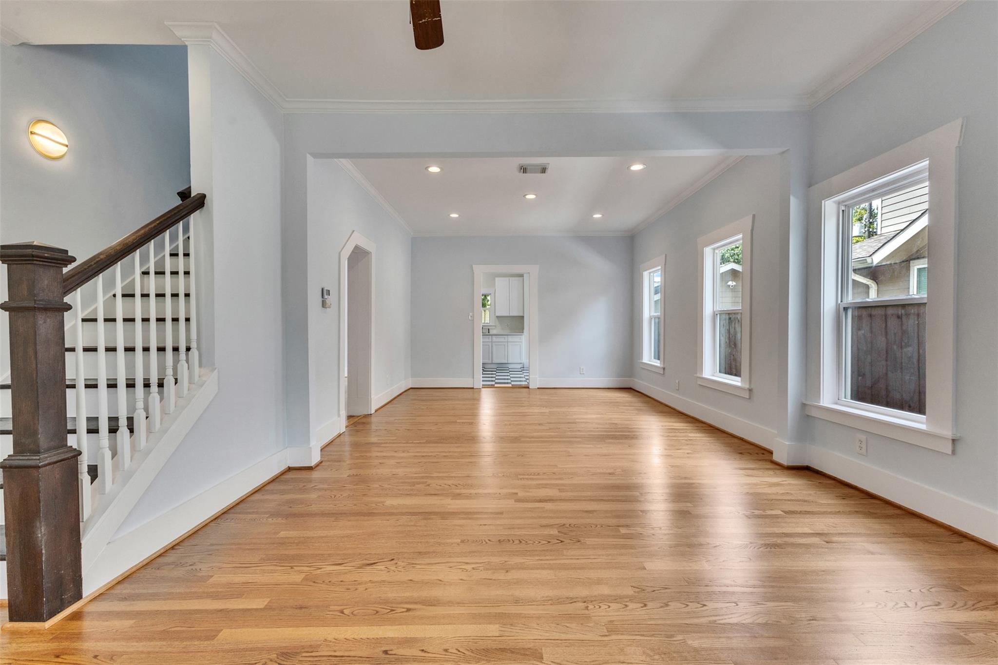 4534 Woodside Street, Houston Tx 77023 Property Photo 5