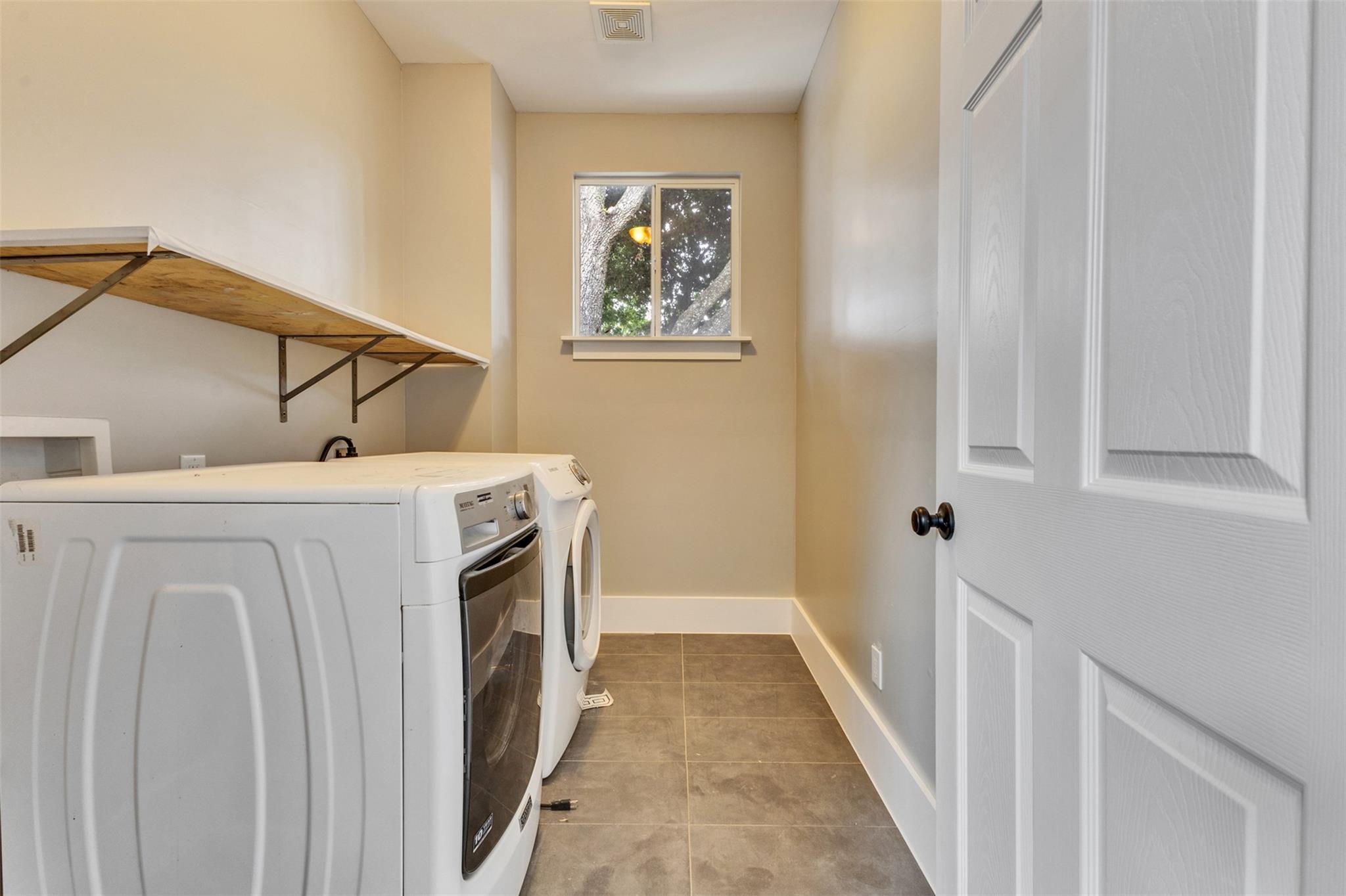 4534 Woodside Street, Houston Tx 77023 Property Photo 25