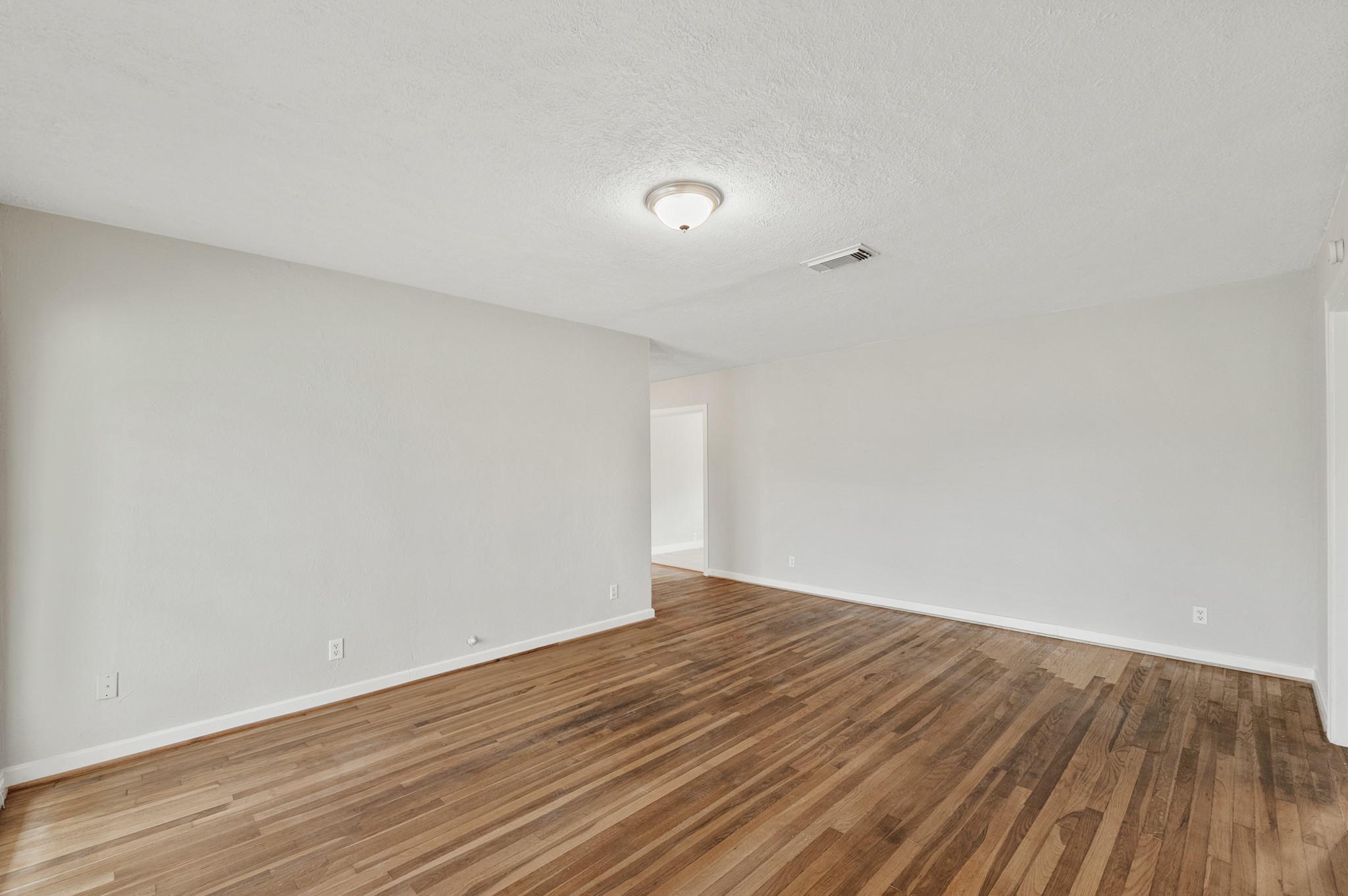 1130 17th Avenue N Property Photo 5