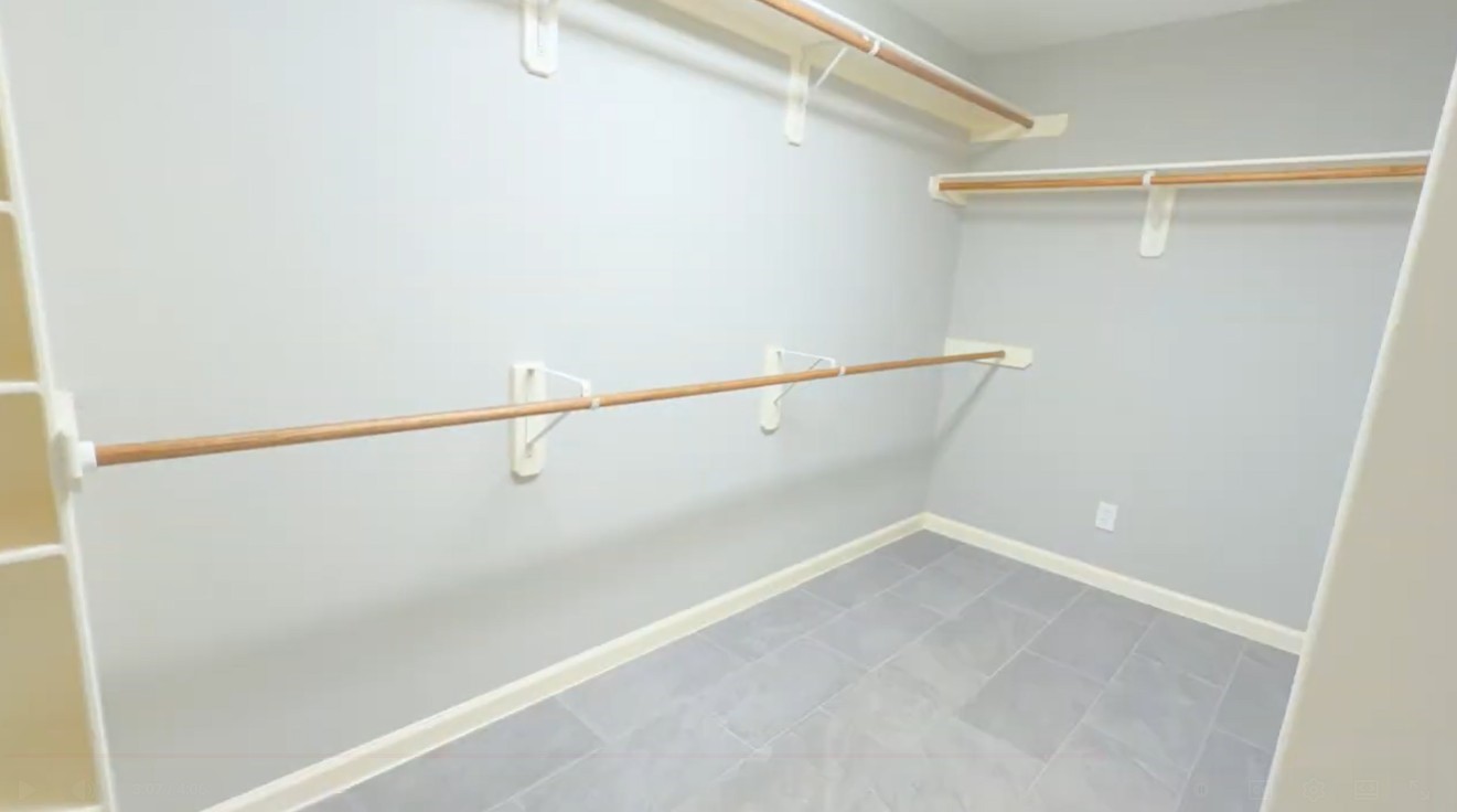 6910 S Mallard Drive Property Photo 11