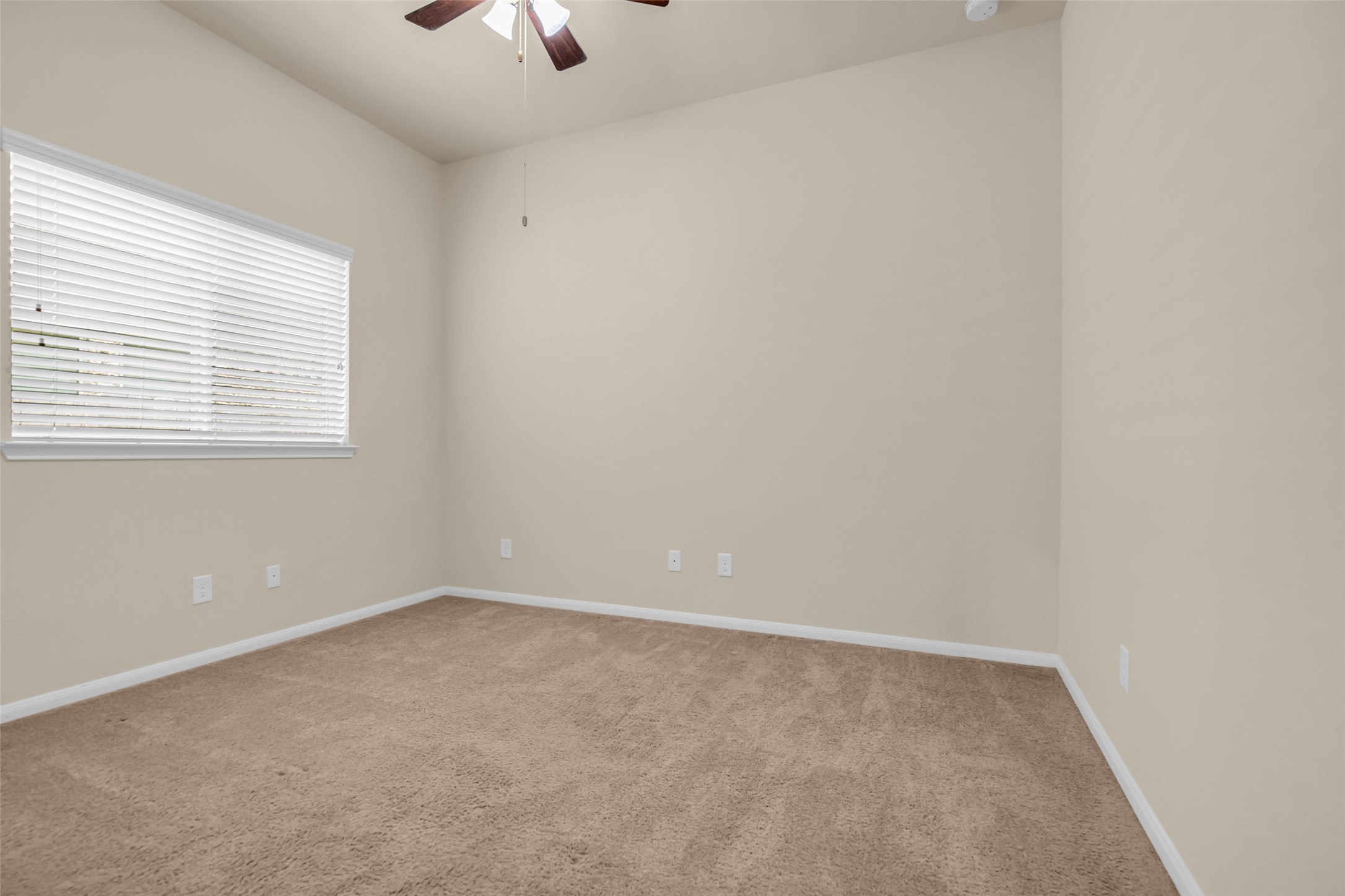 14719 Caden Rock Lane Property Photo 24
