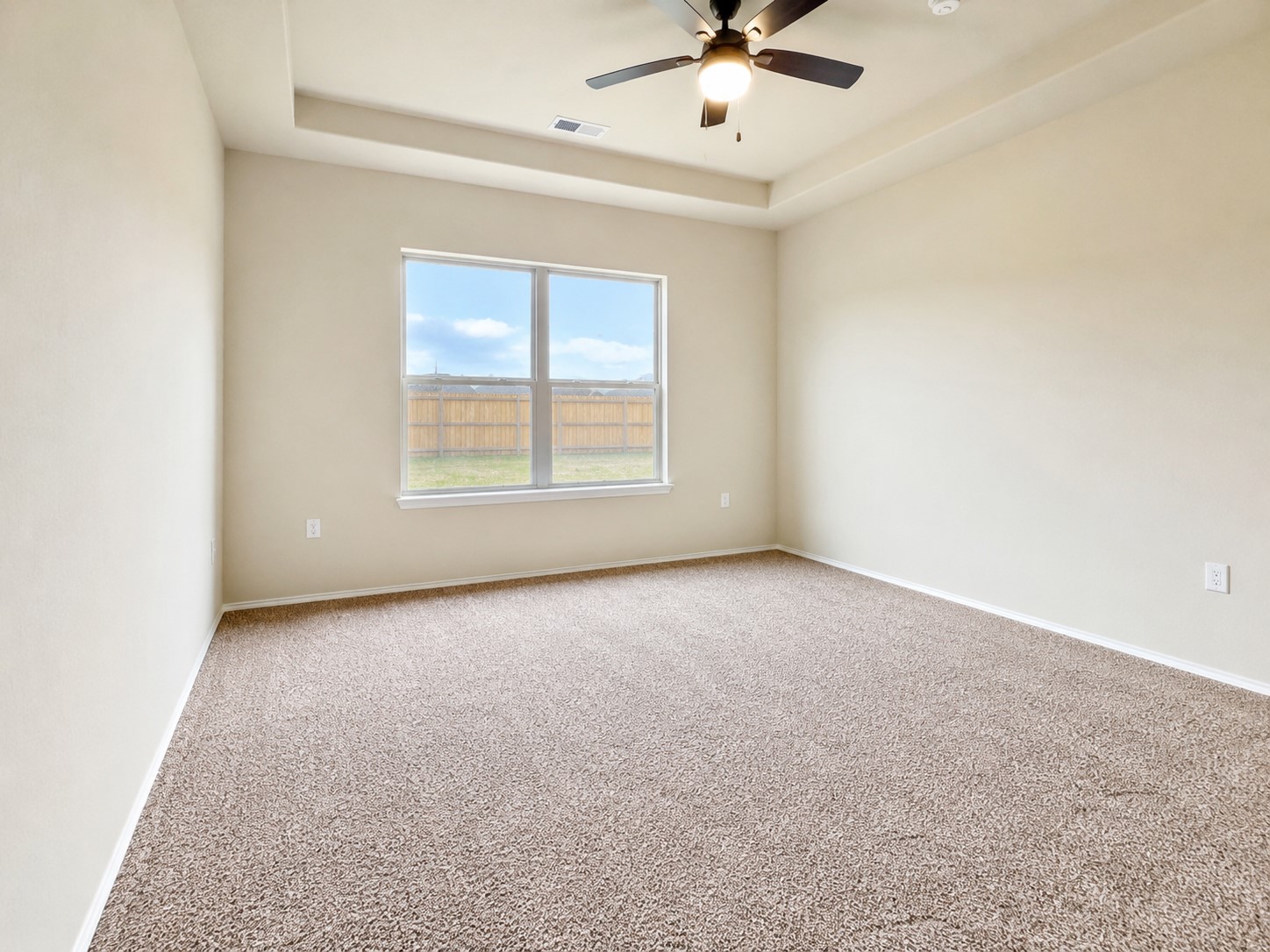 40621 Guillemont Lane Property Photo 4