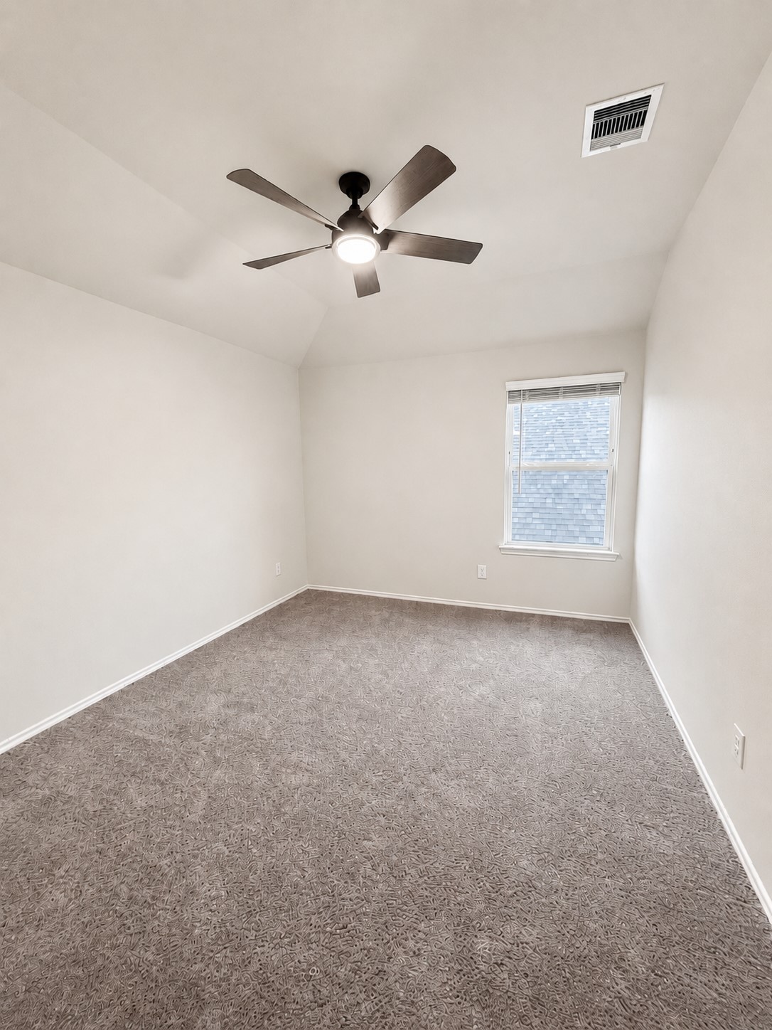 40621 Guillemont Lane Property Photo 13
