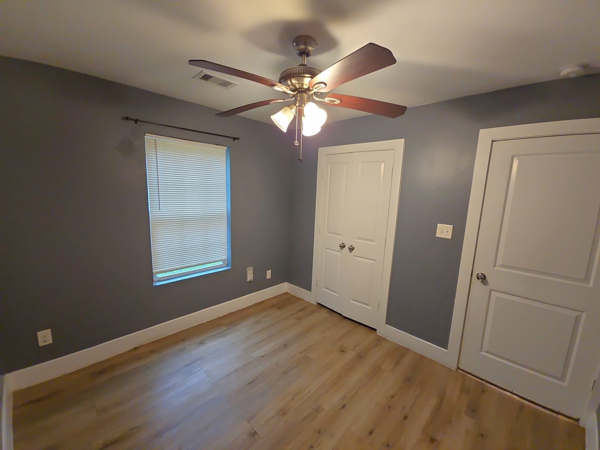 11435 Raincove Drive B Property Photo 10