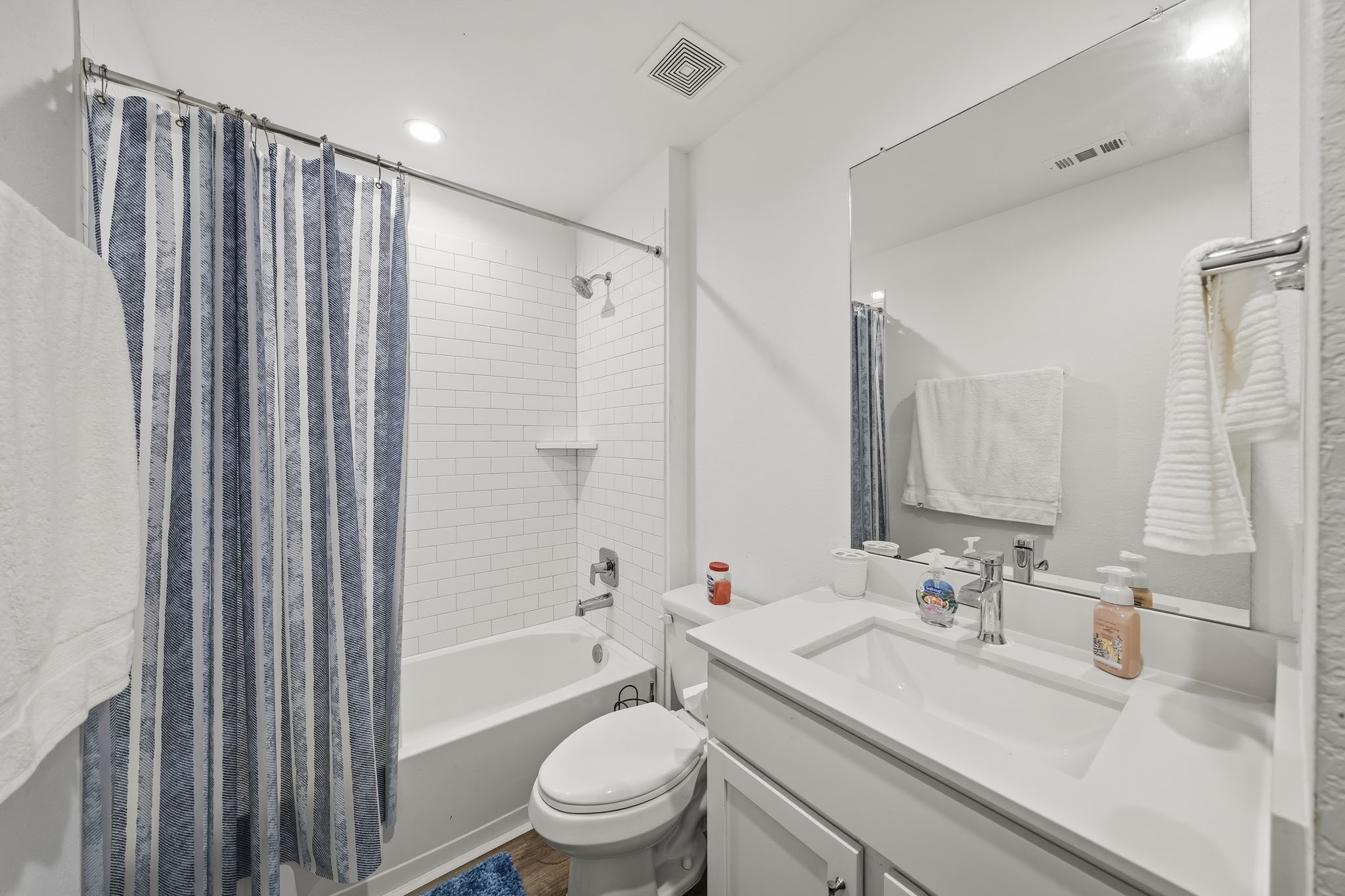 919 Tall Shire Court Property Photo 16