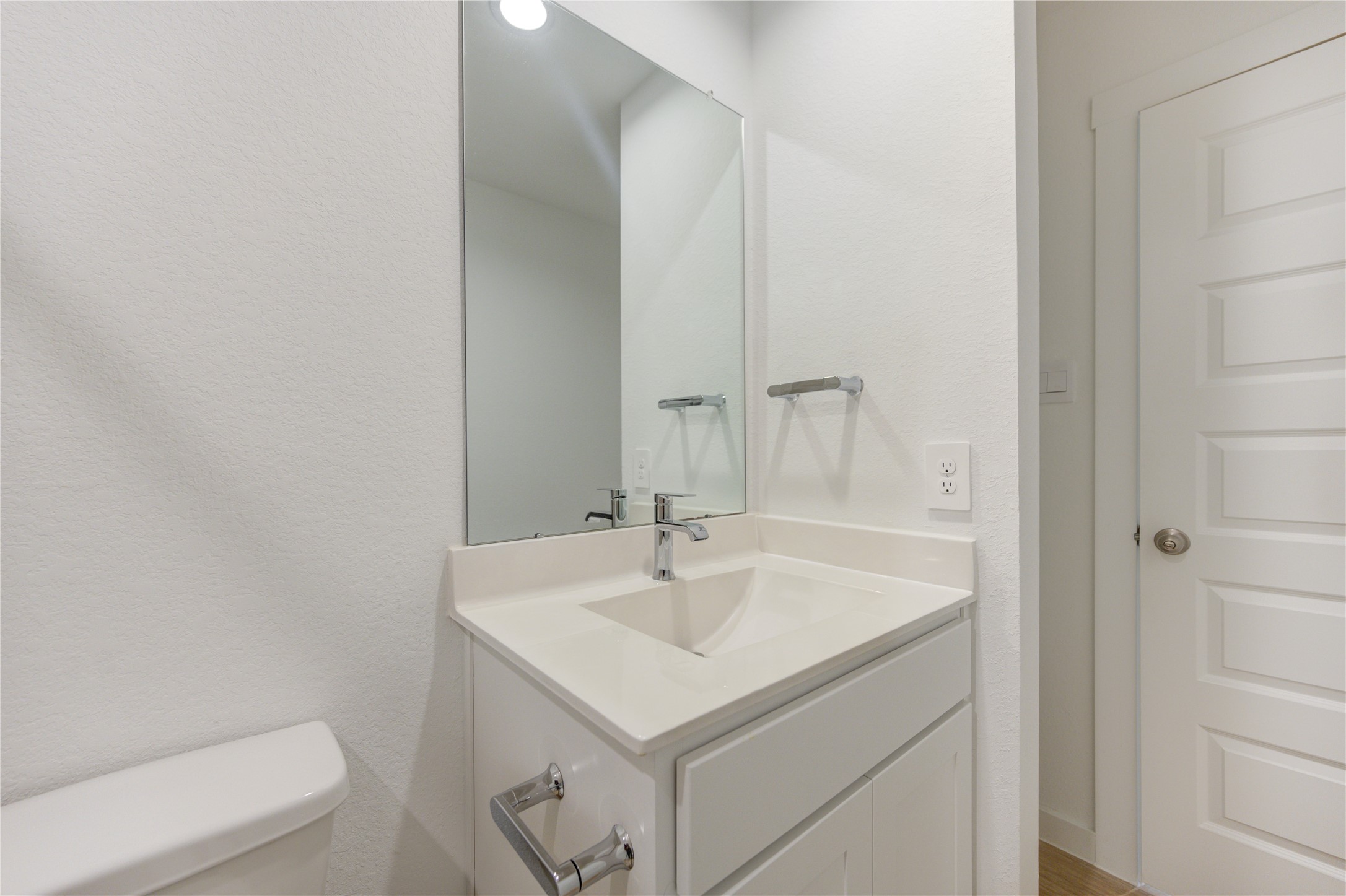 2732 Misty Elm Lane Property Photo 9