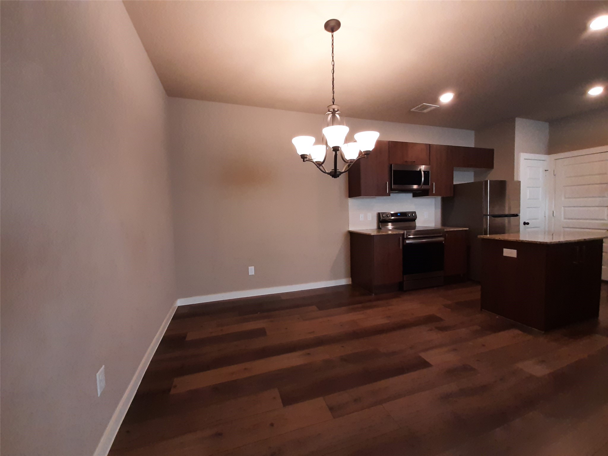 9741 Grosbeak Lane Property Photo 8