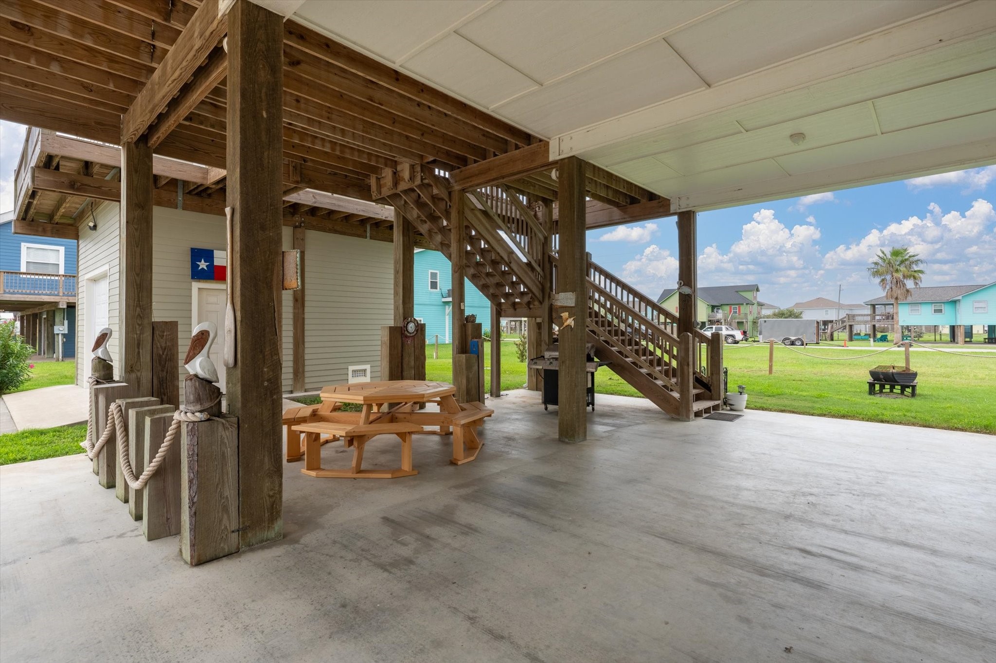 957 Mary Ann Property Photo 33