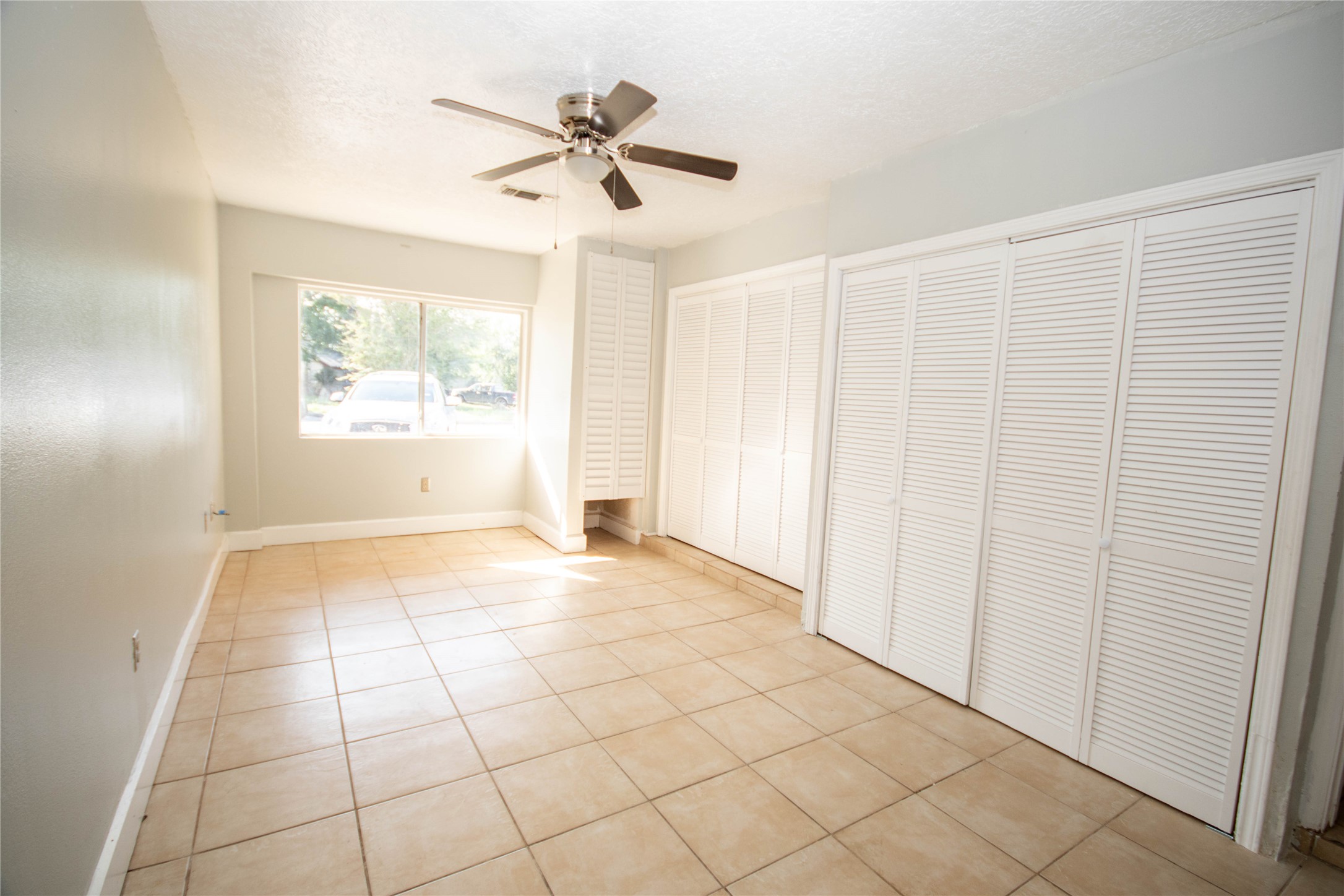 10902 Mosscrest Drive Property Photo 12