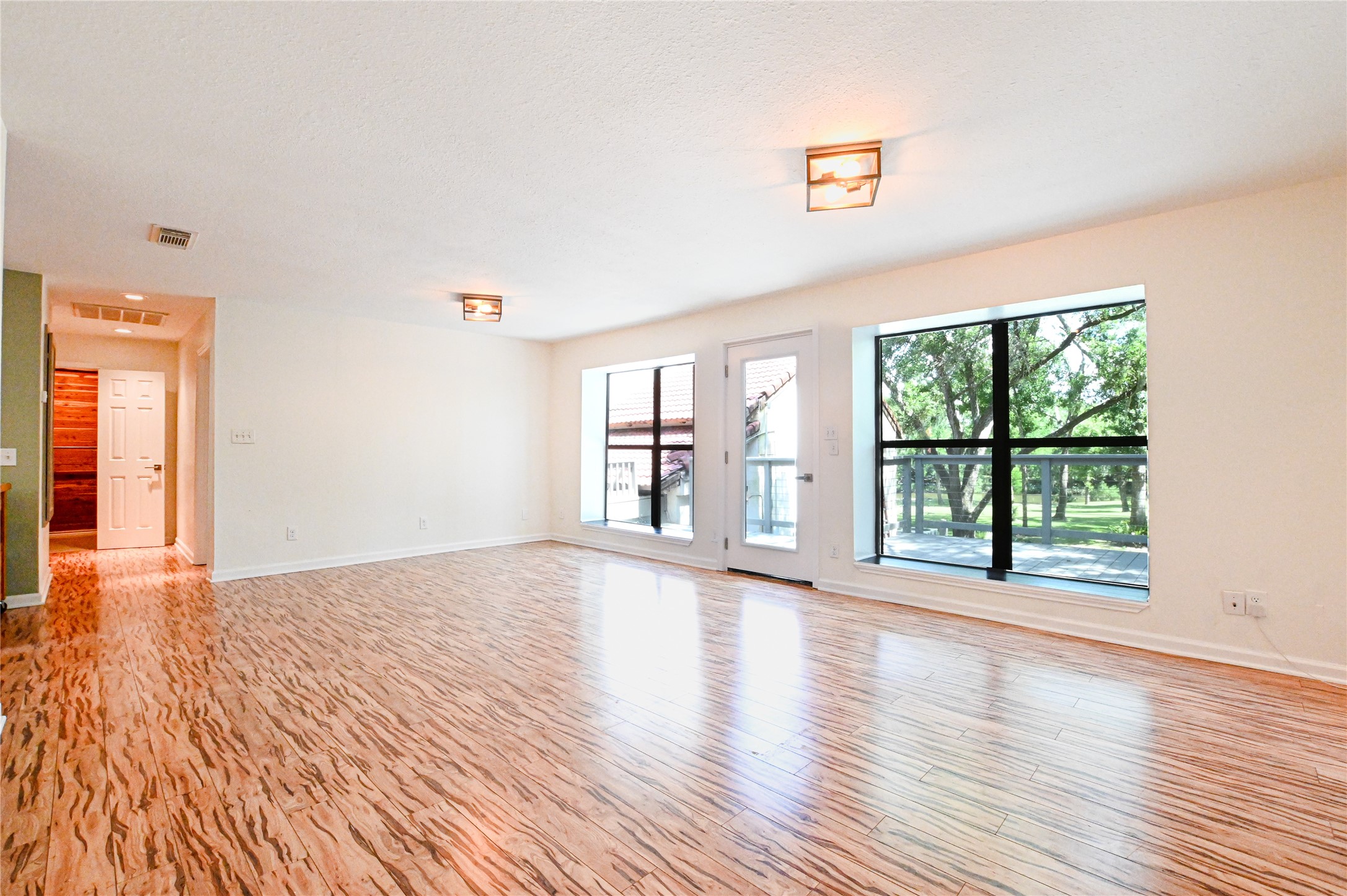1 Lovers Lane 2 Property Photo 4