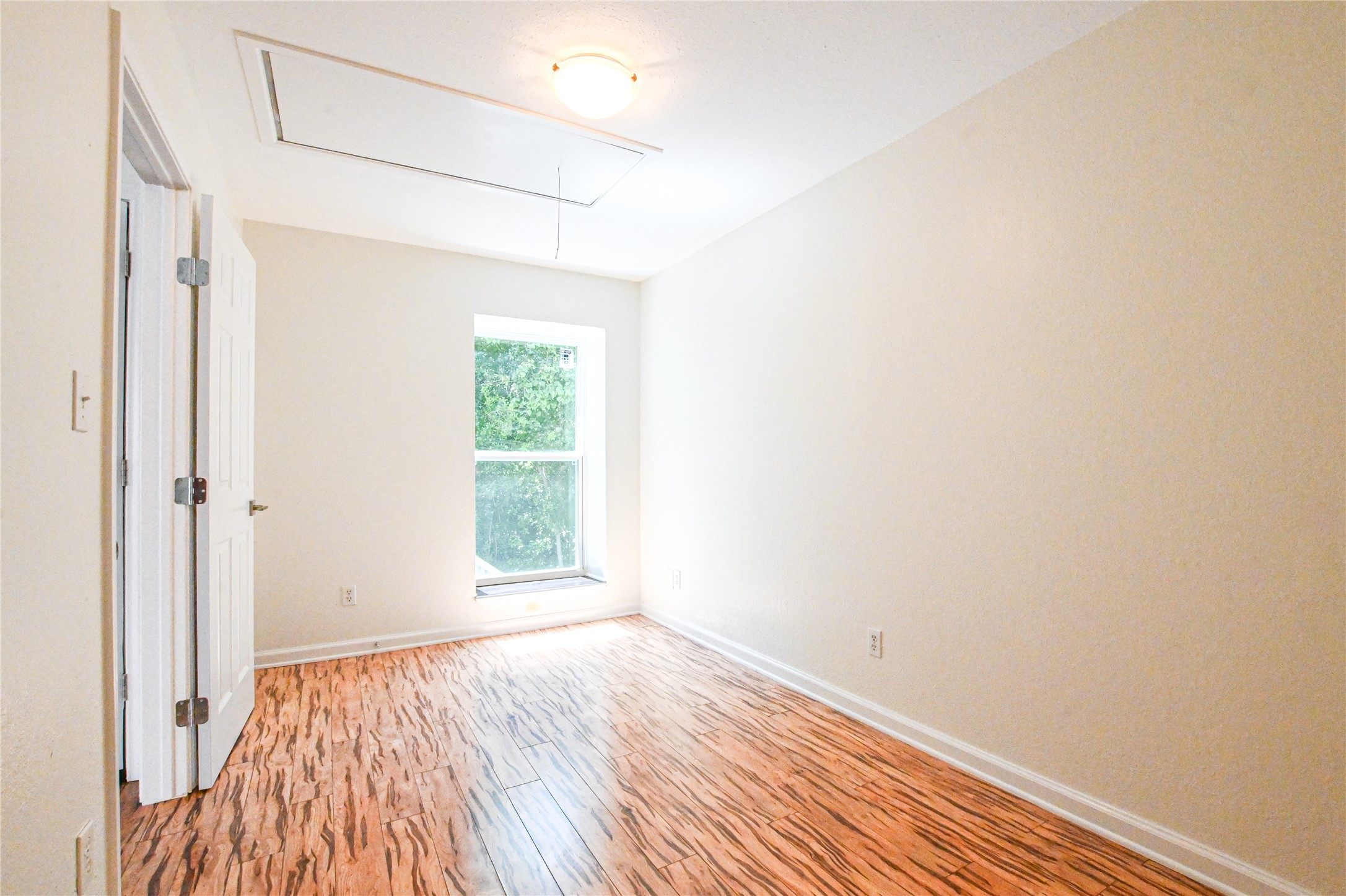 1 Lovers Lane 2 Property Photo 6