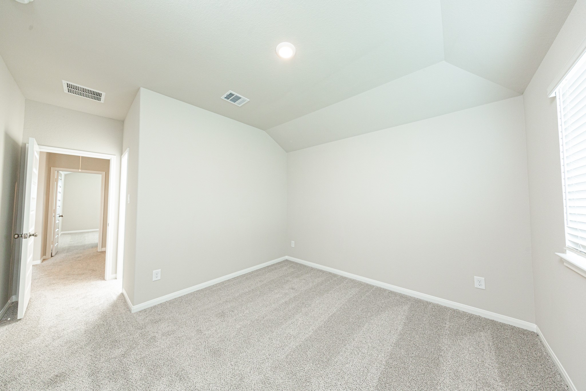 3025 Mustang Grove Way Property Photo 27