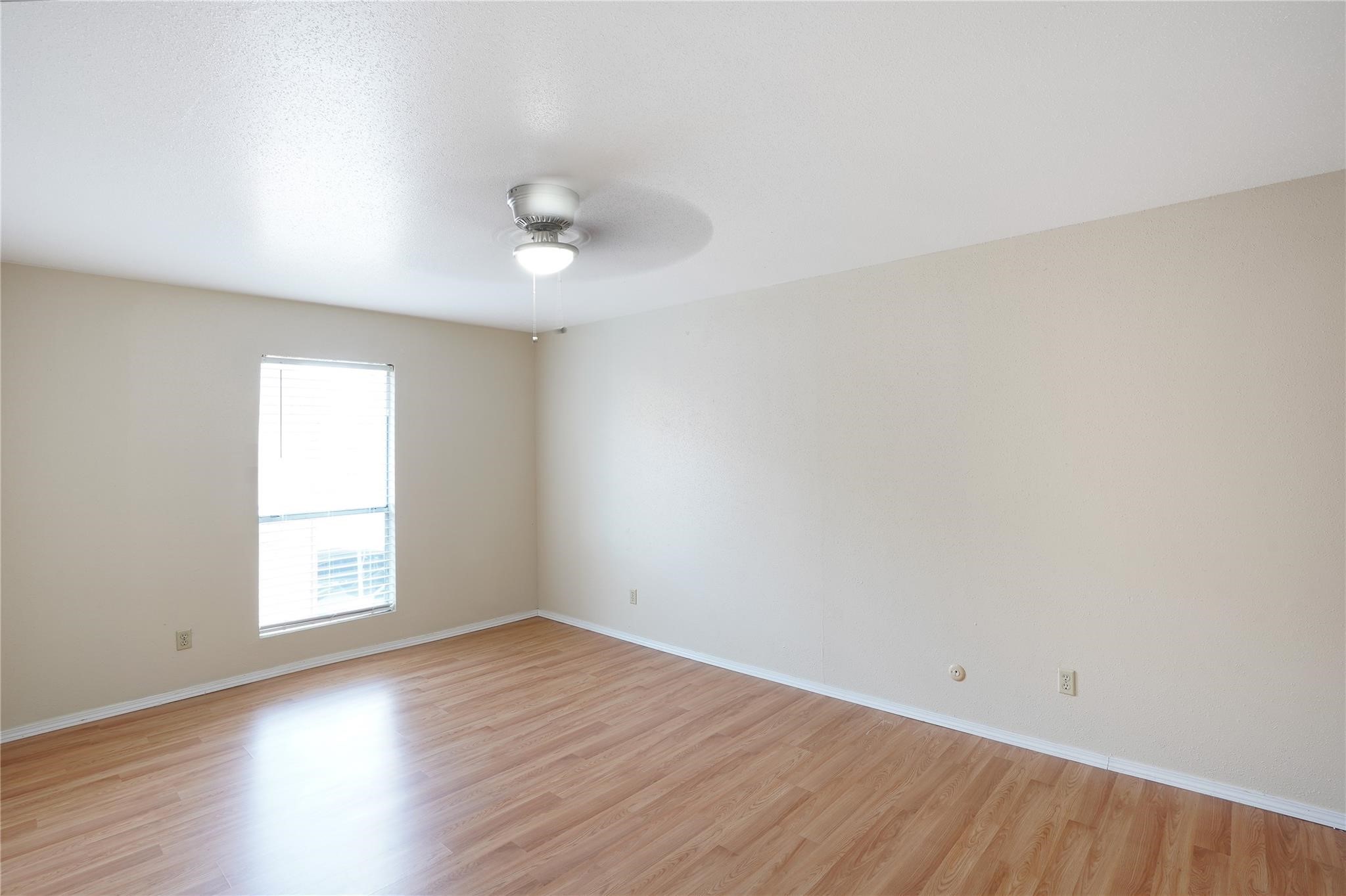 12955 Woodforest Boulevard 32 Property Photo 9