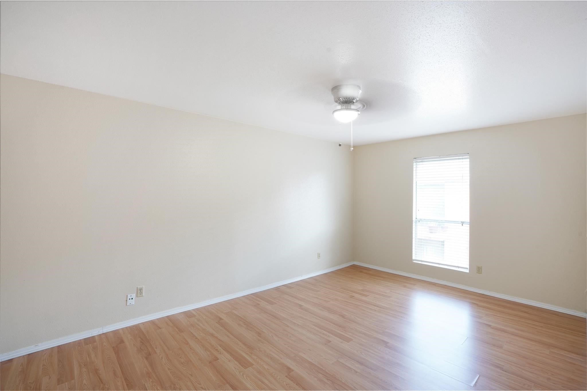 12955 Woodforest Boulevard 32 Property Photo 11