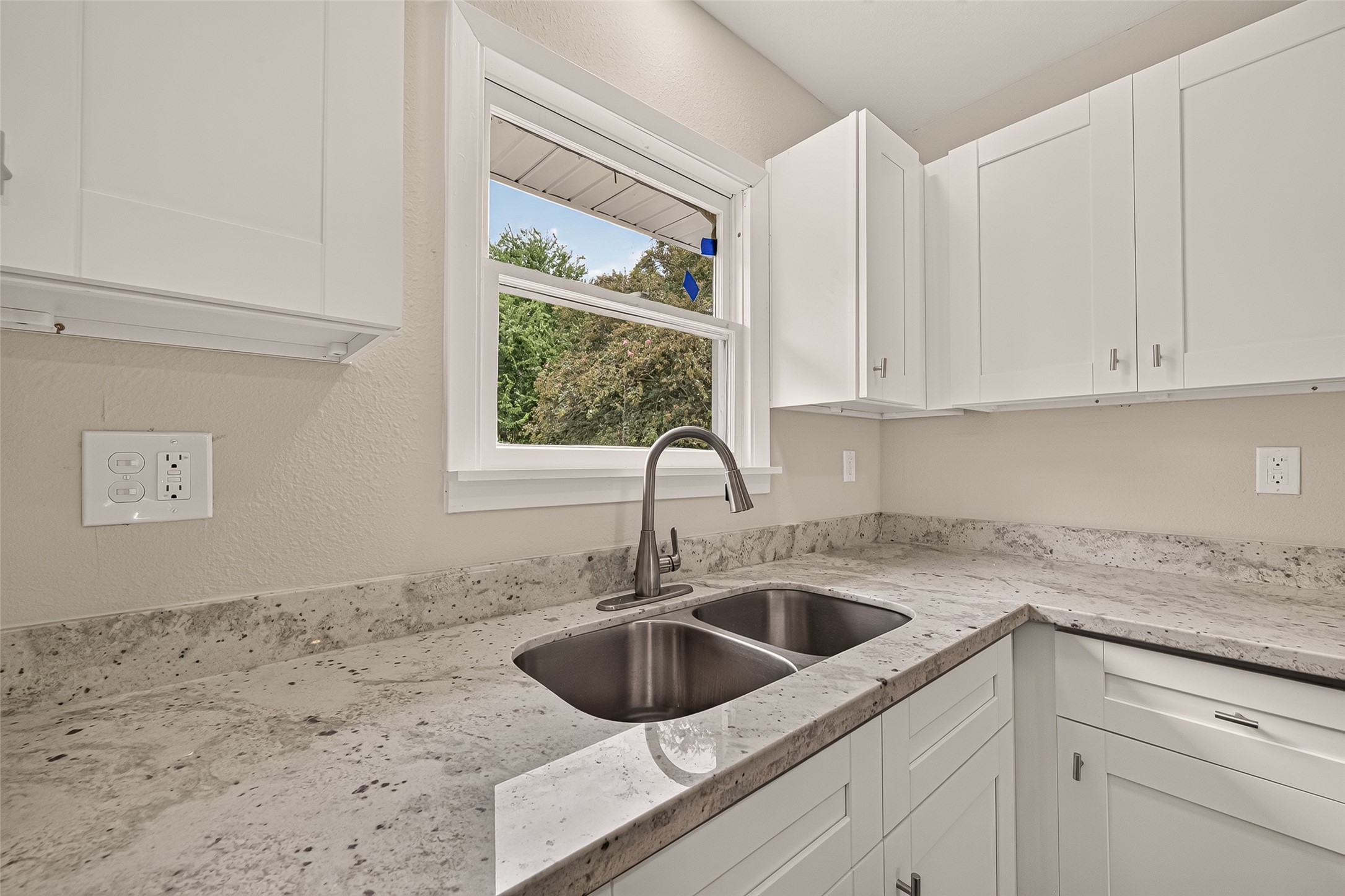 522 23rd Avenue N Property Photo 19