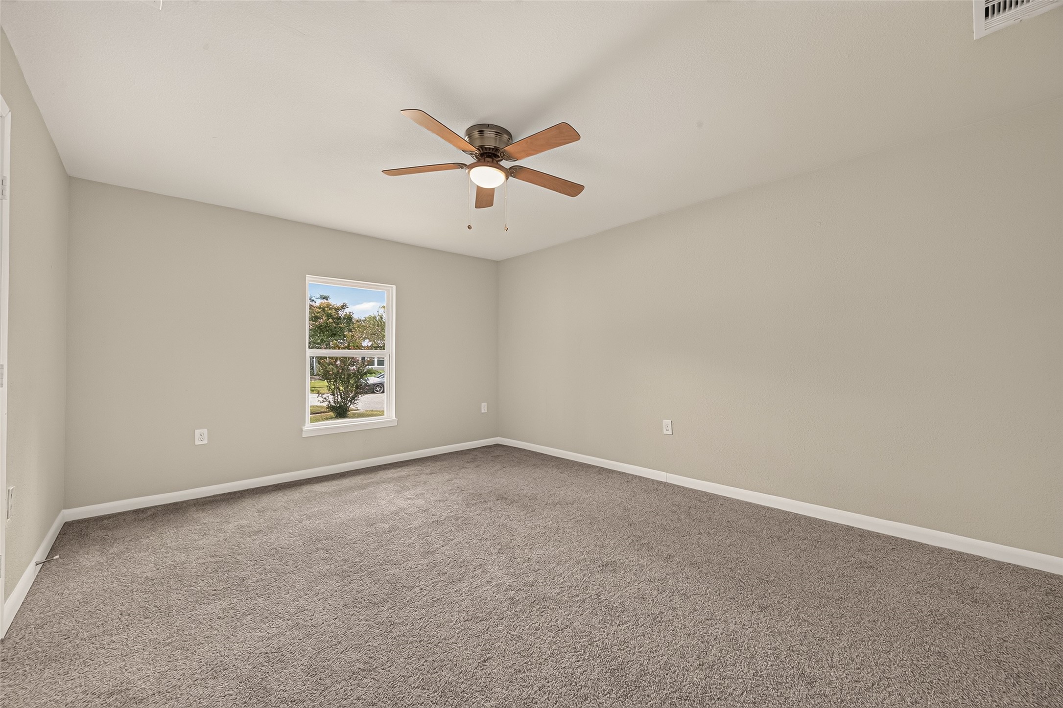 522 23rd Avenue N Property Photo 24