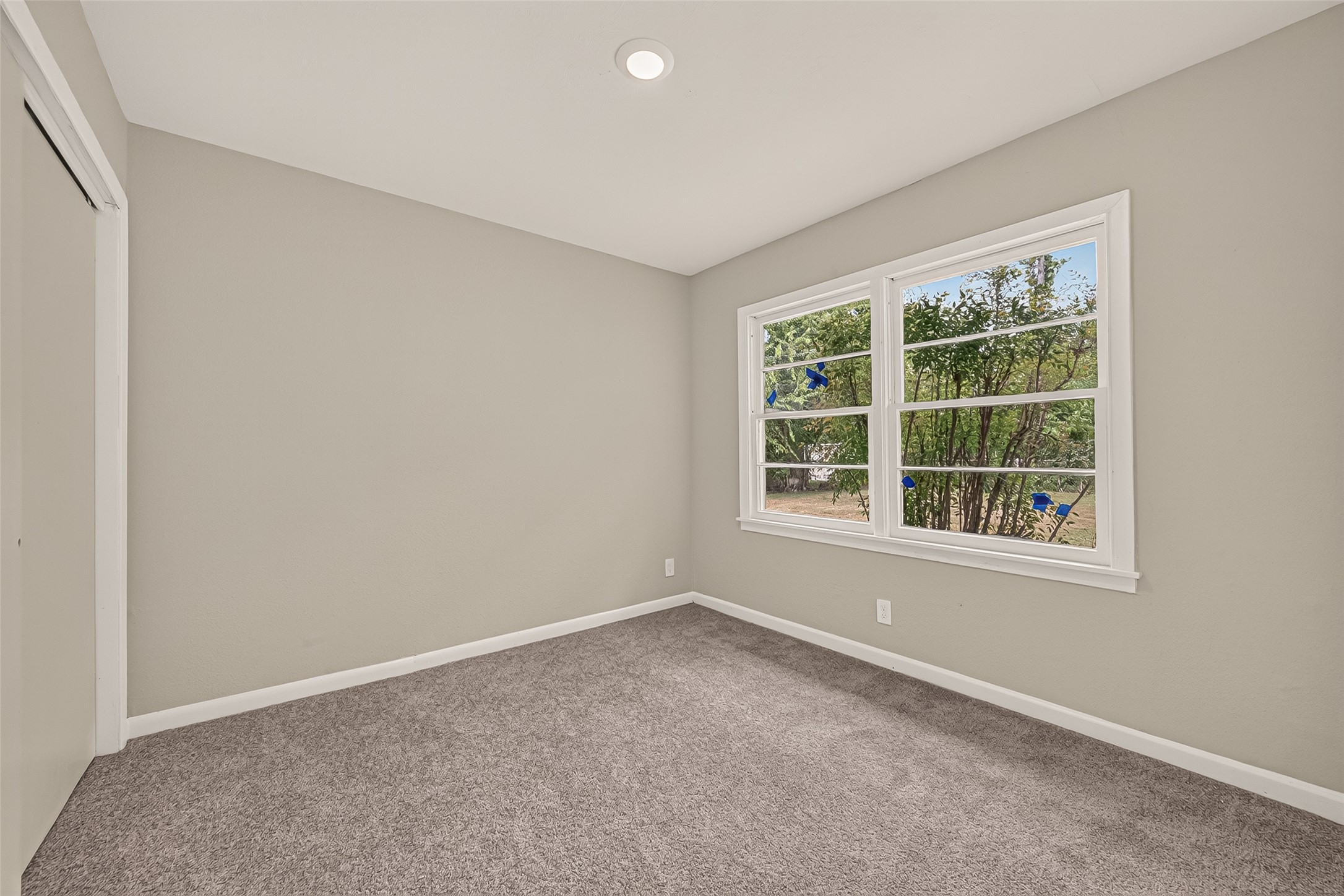 522 23rd Avenue N Property Photo 33