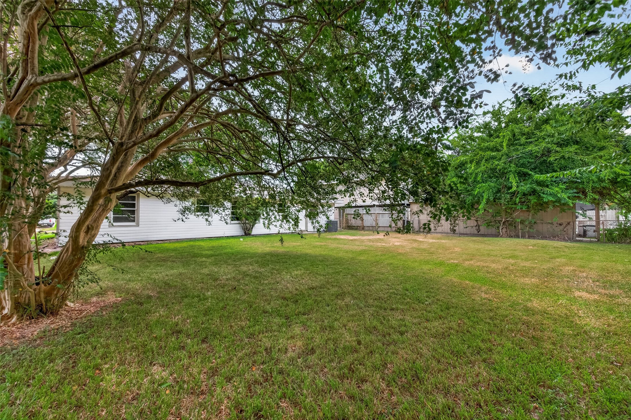 522 23rd Avenue N Property Photo 37