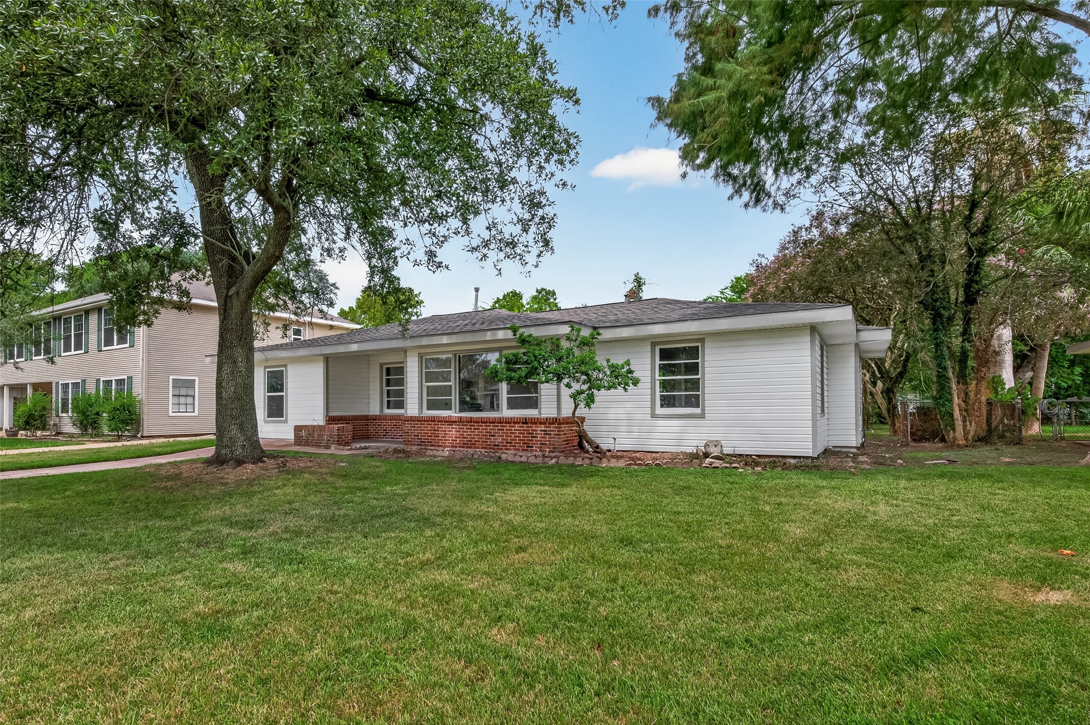 522 23rd Avenue N Property Photo 38