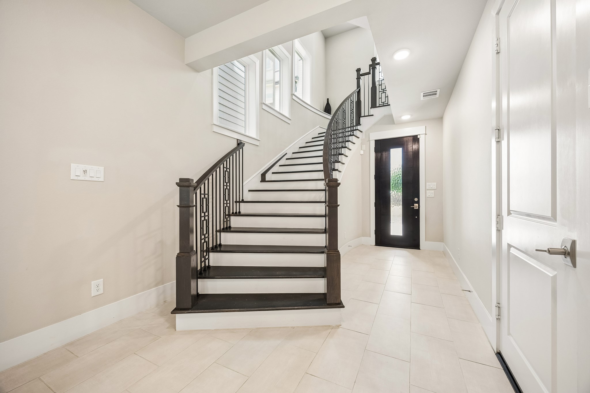 2624 Fountain Key Boulevard Property Photo 14
