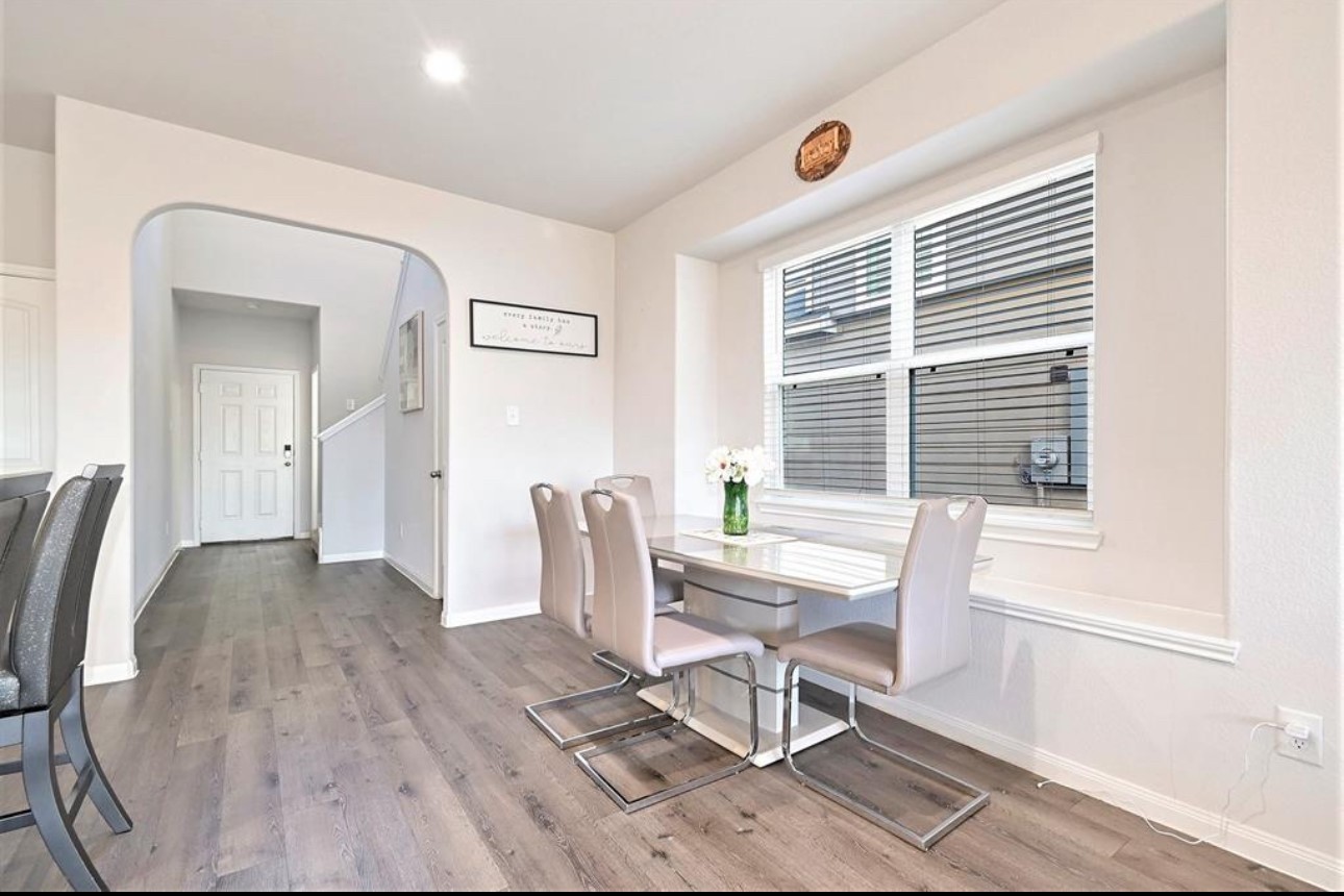 23523 Montague Drive Property Photo 9