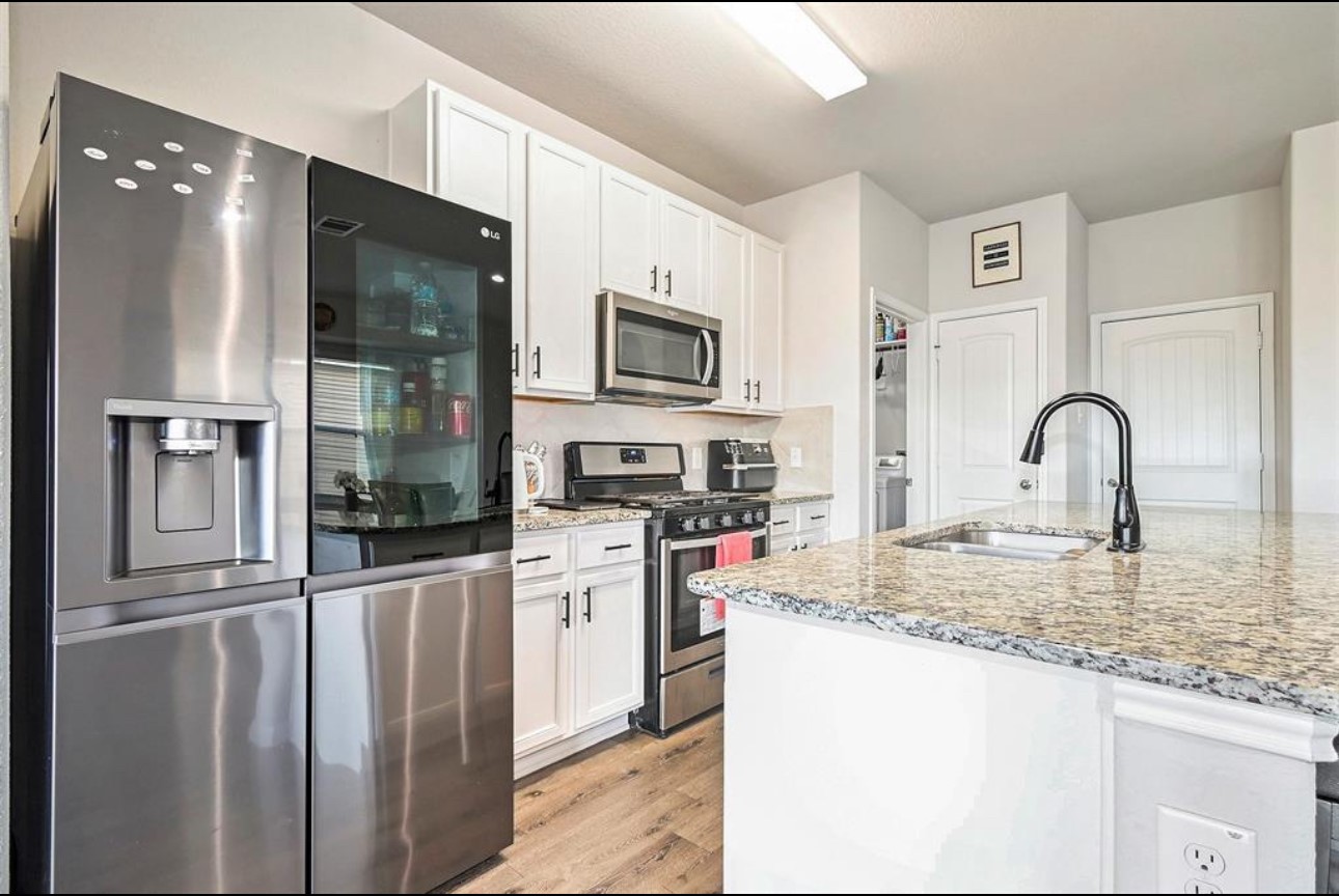 23523 Montague Drive Property Photo 14