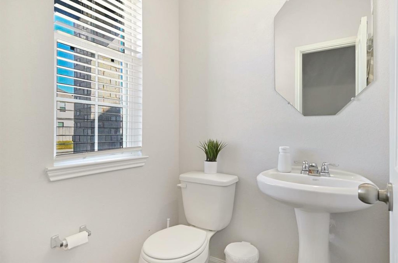 23523 Montague Drive Property Photo 22