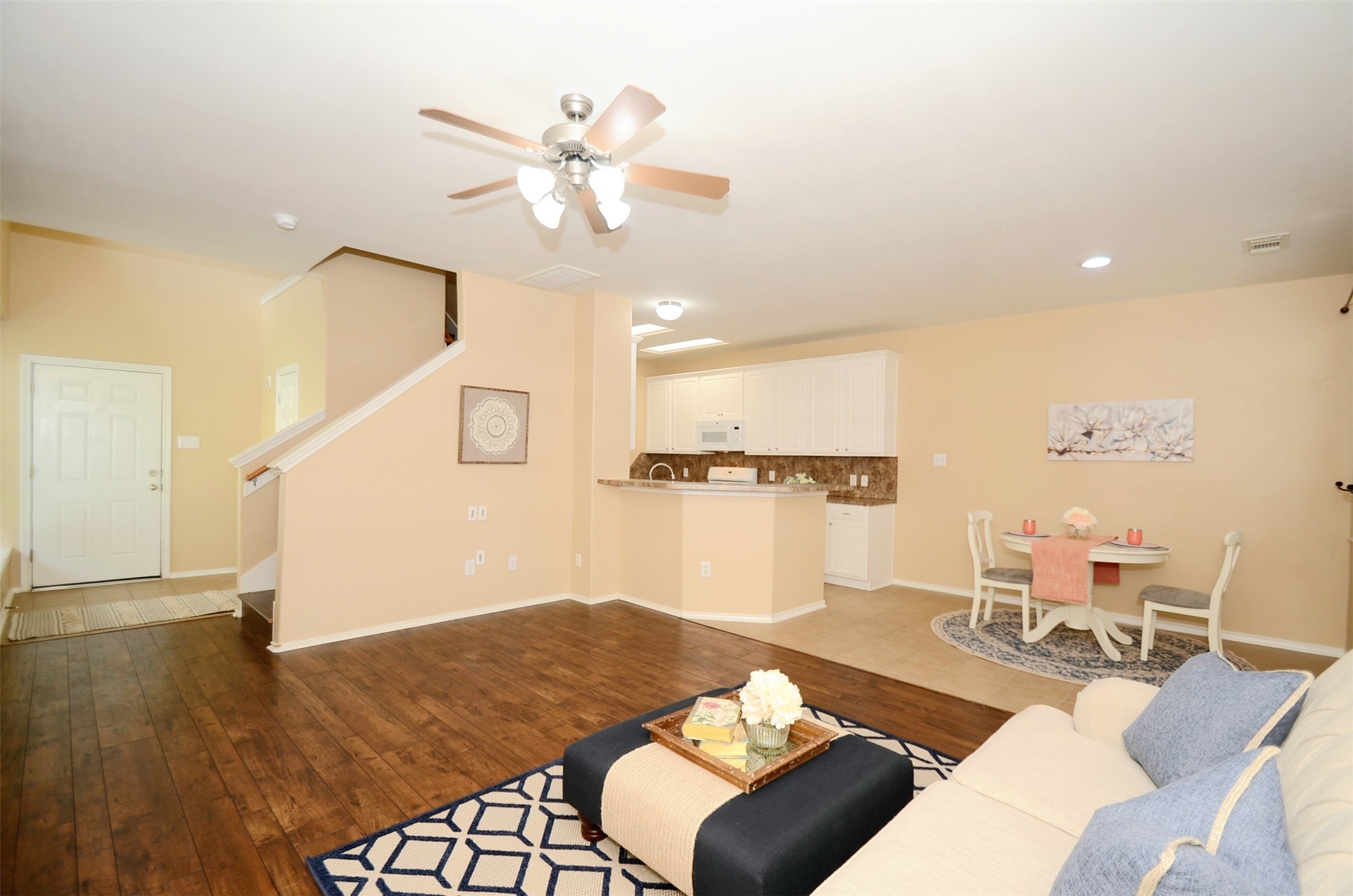 5606 Claybeck Lane Property Photo 6