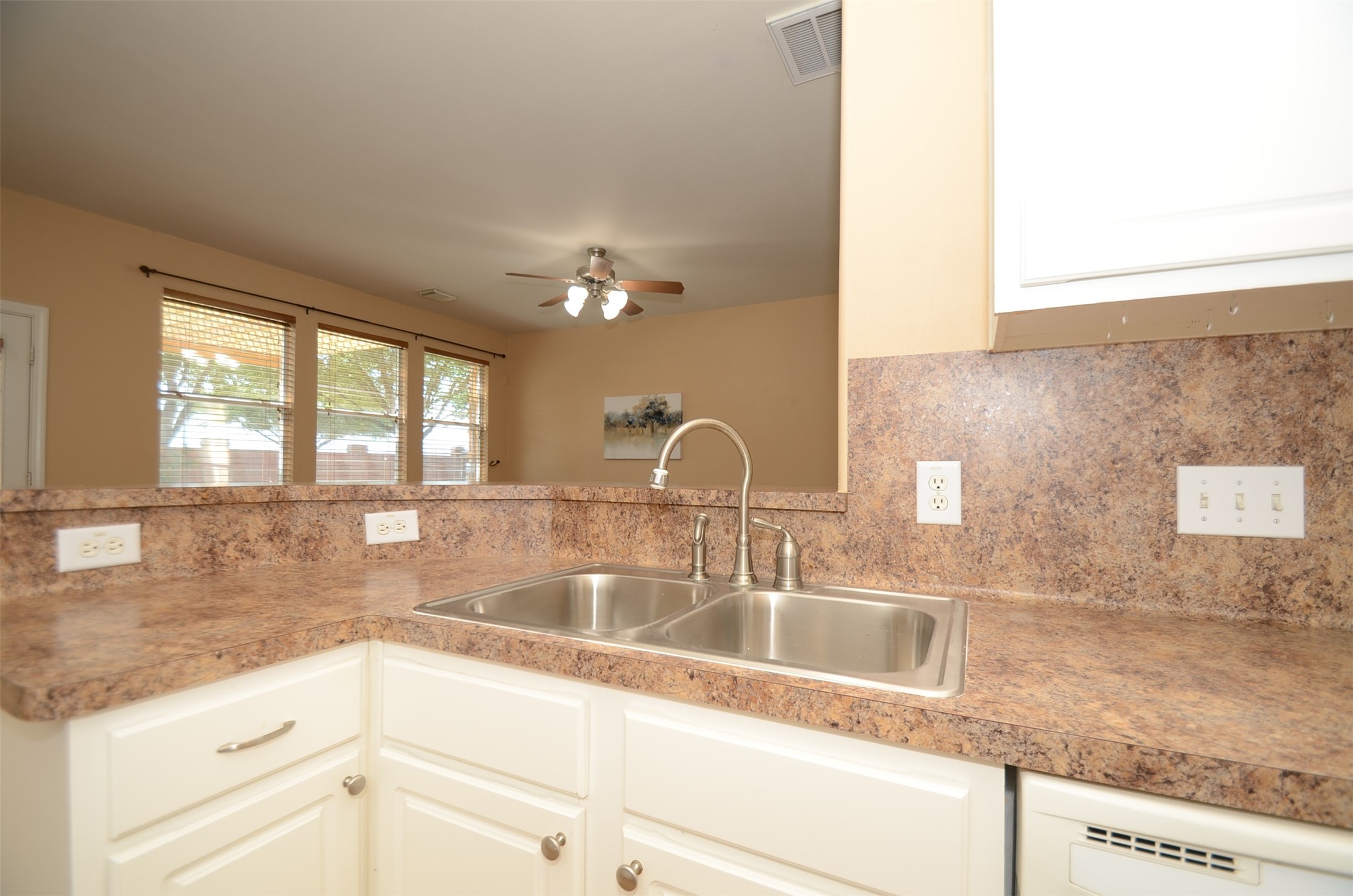 5606 Claybeck Lane Property Photo 12