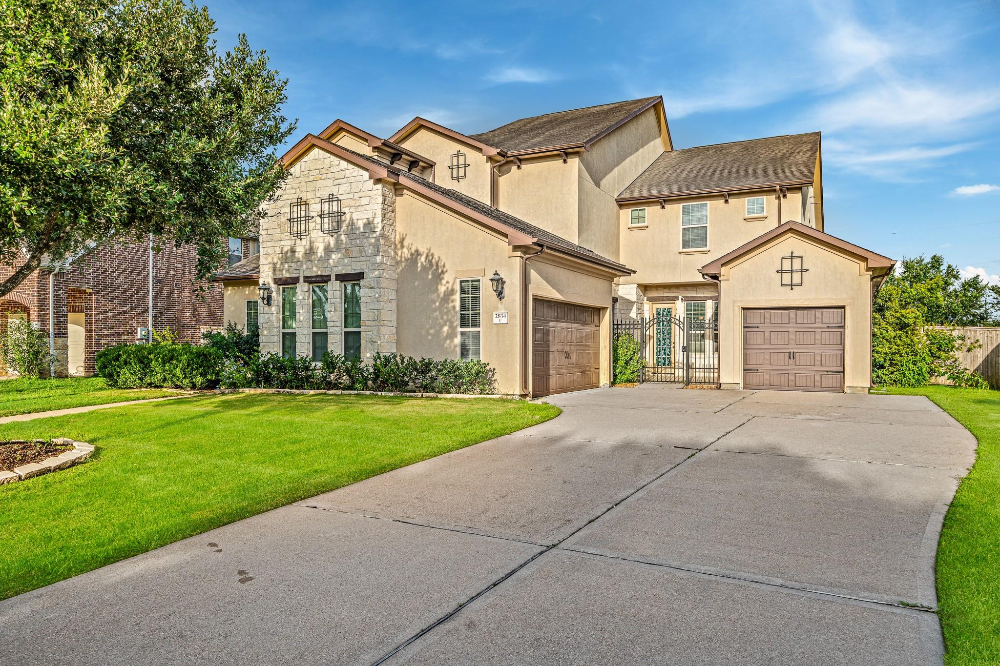 2834 Hollingsworth Pine Lane, Katy TX 77494 Property Photo 1