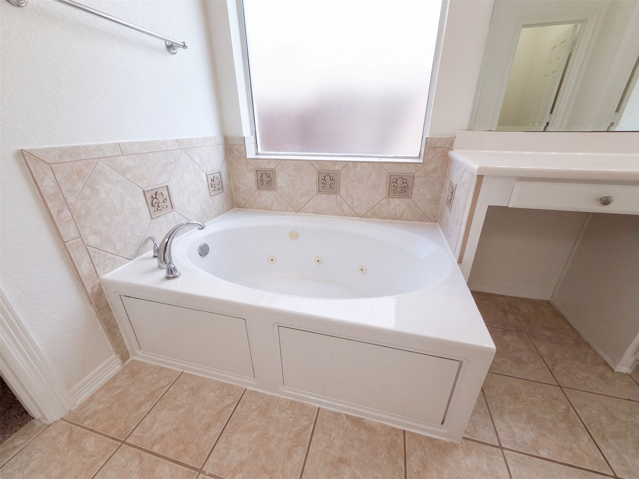 25719 Shady Spruce Lane Property Photo 15