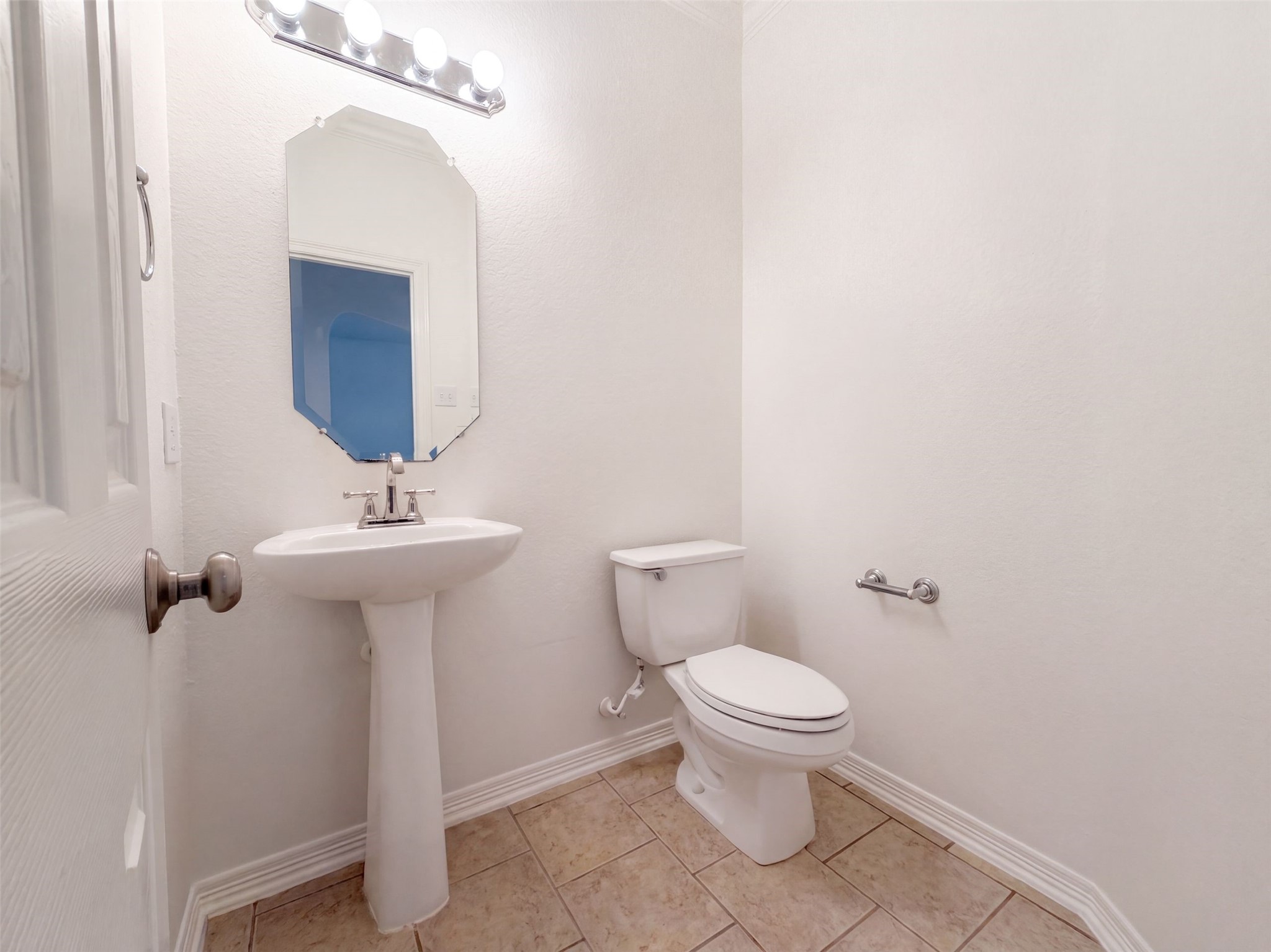 25719 Shady Spruce Lane Property Photo 18