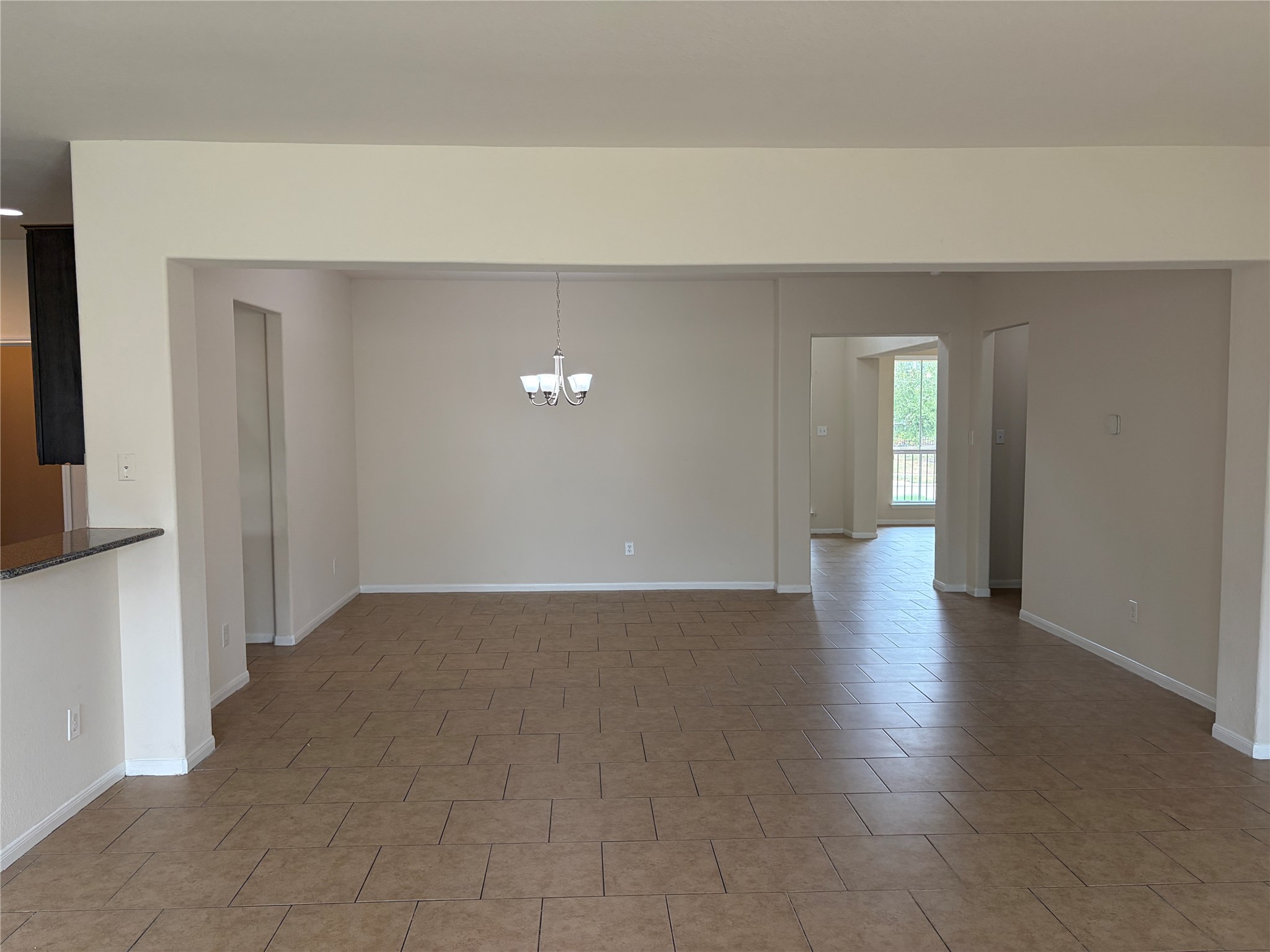 20807 Fair Walnut Way Property Photo 4