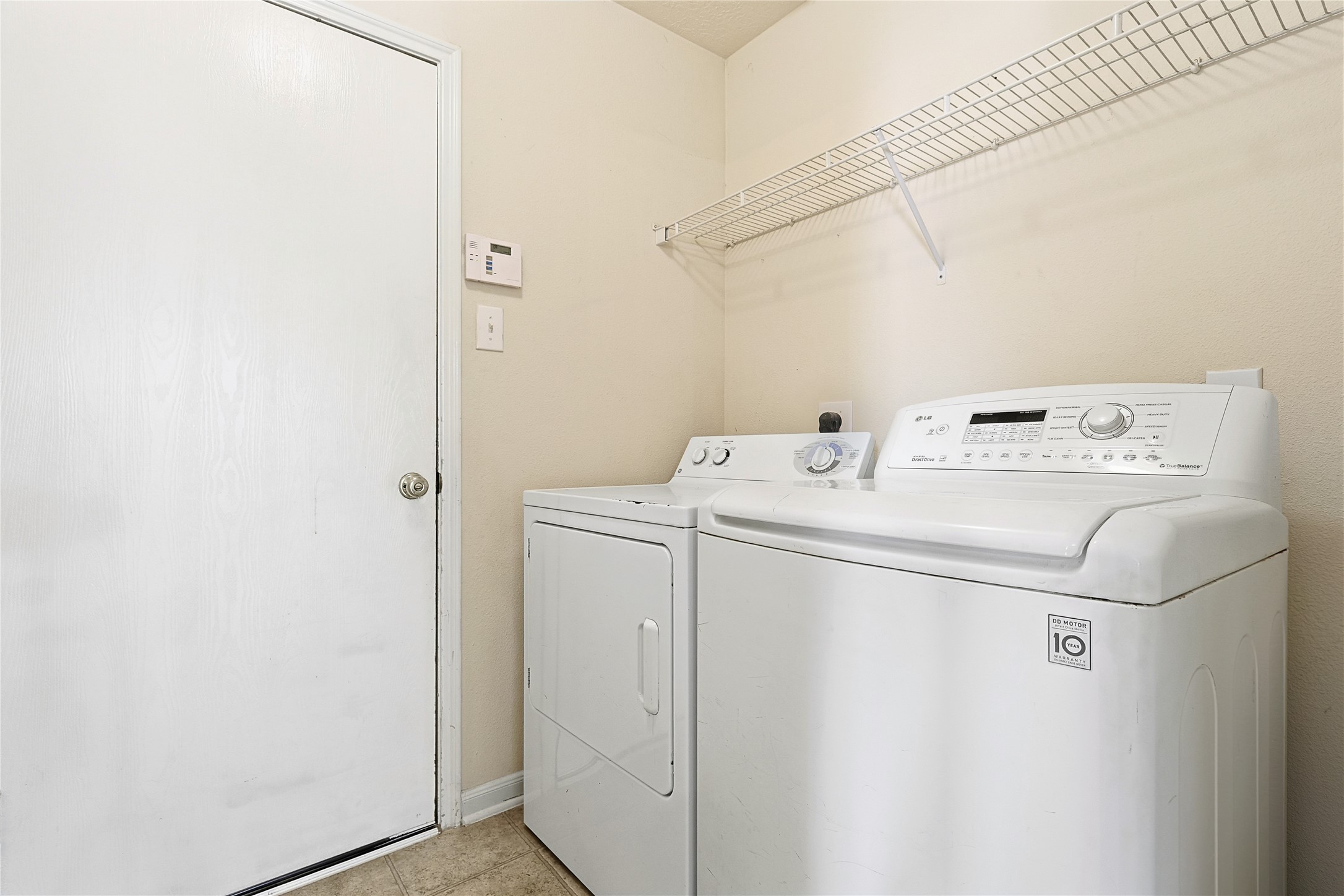 8718 Black Cliff Ln Lane Property Photo 14