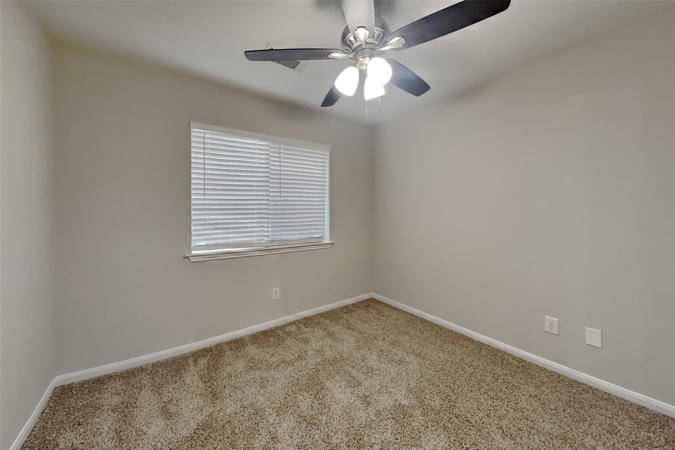 19110 Hayden Wood Drive Property Photo 11