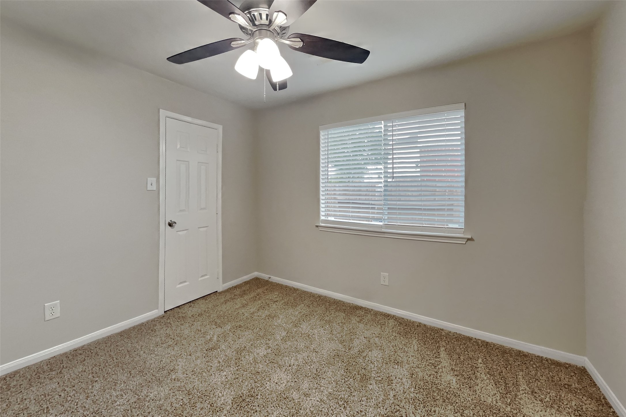 19110 Hayden Wood Drive Property Photo 14