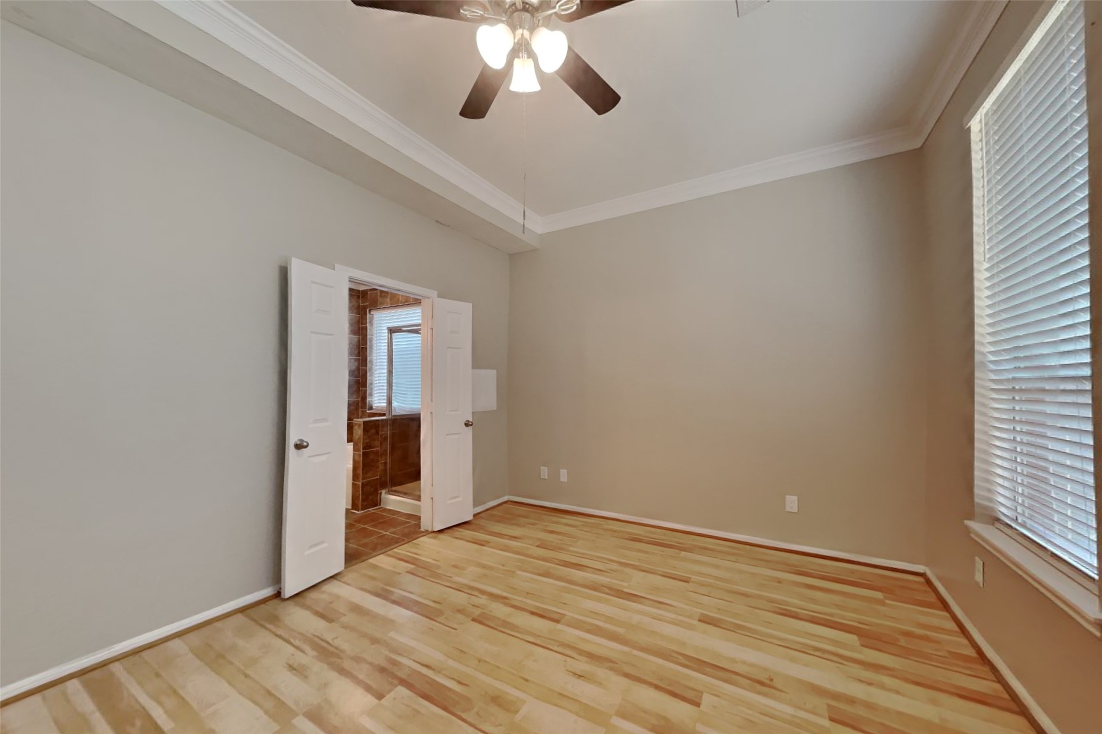 4731 Silverlake Drive Property Photo 8