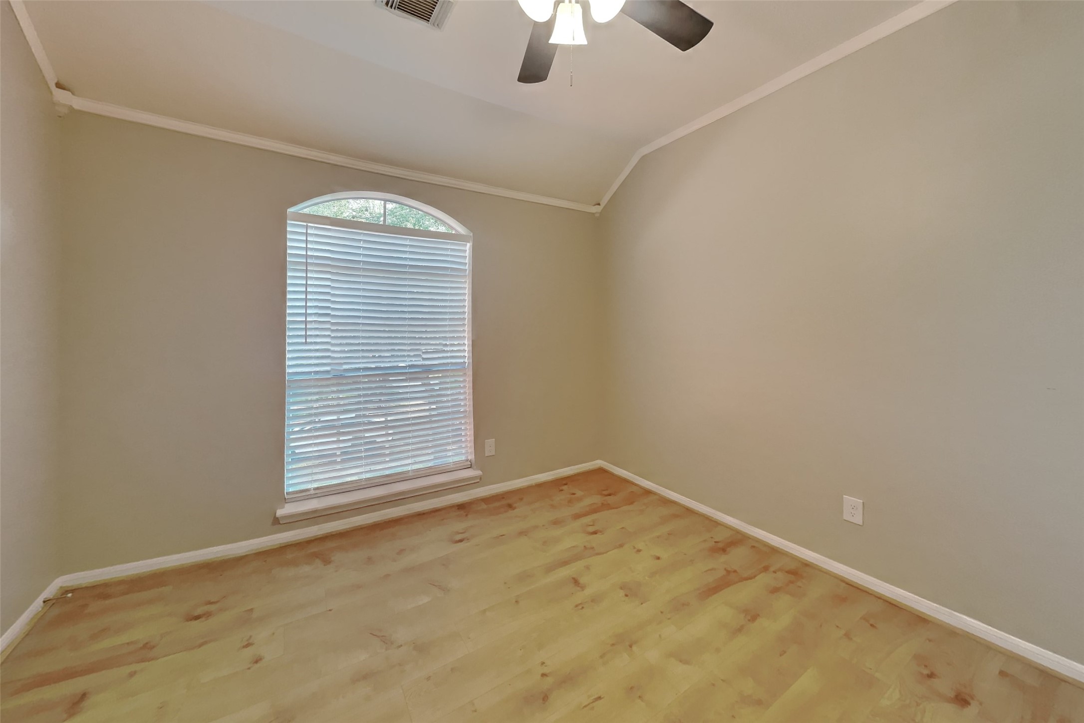 4731 Silverlake Drive Property Photo 16