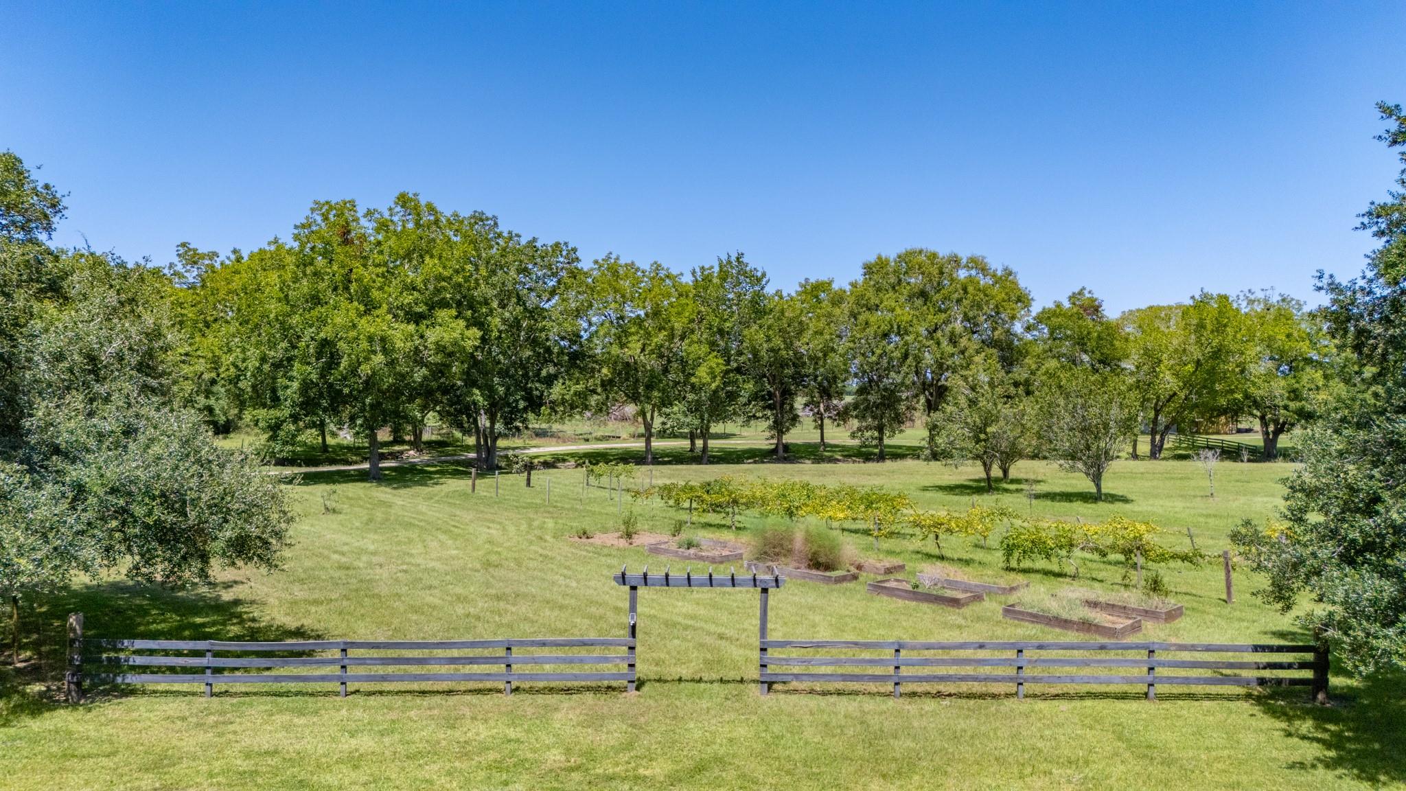 3042b Poskey Road, Anahuac Tx 77514 Property Photo 5