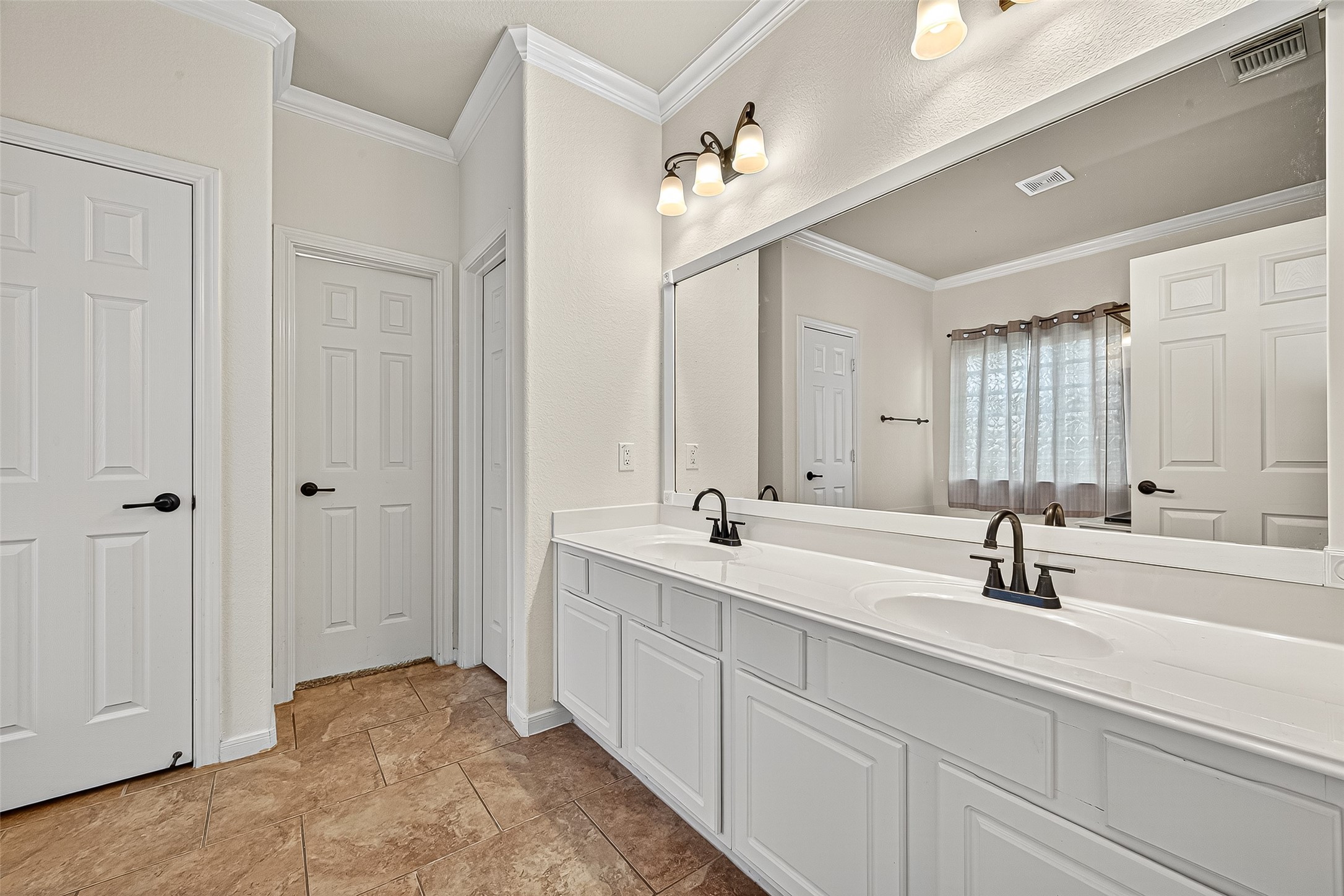 15 Hadlock Place Property Photo 28