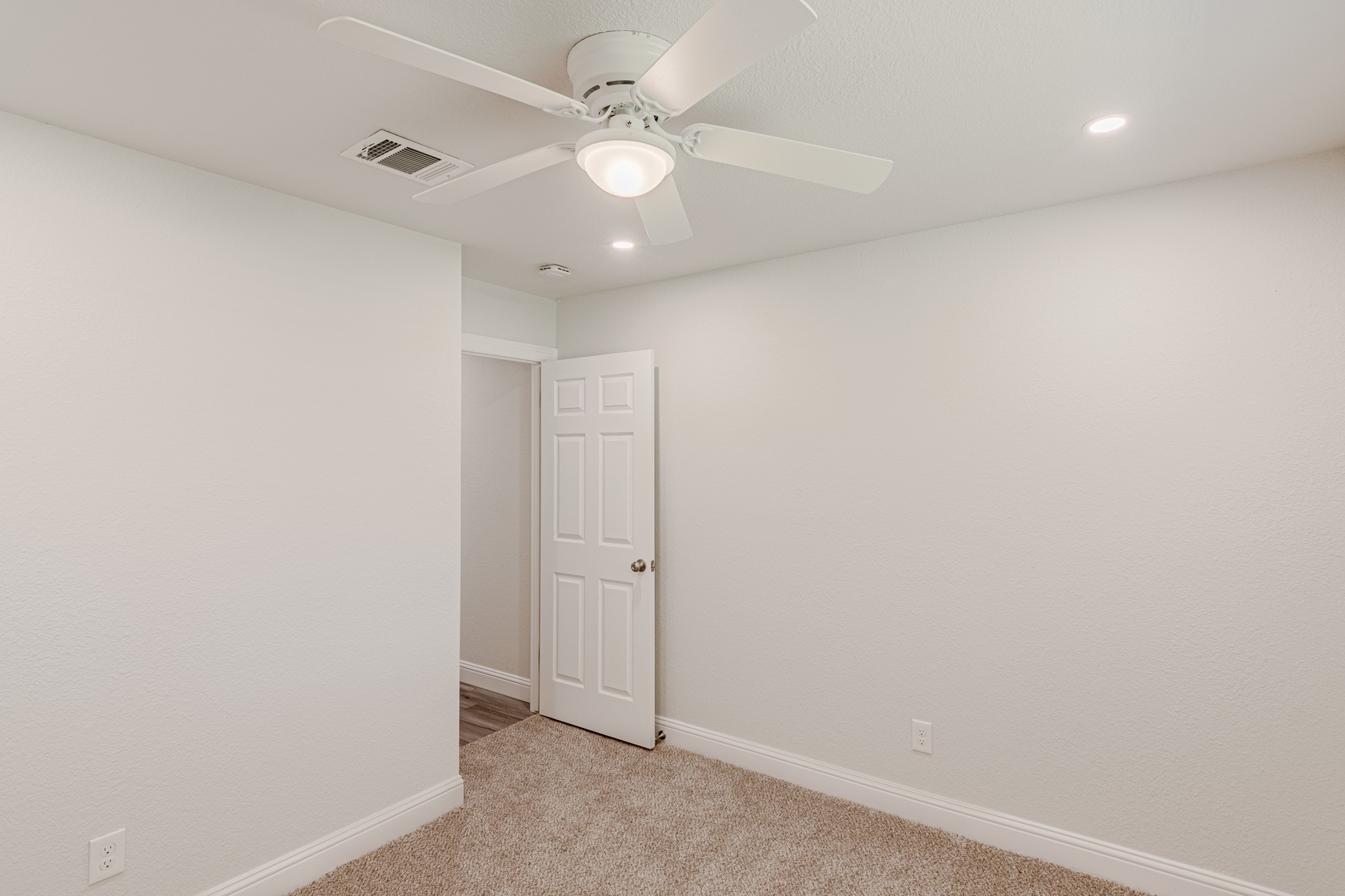 3402 Gary Lane Property Photo 27