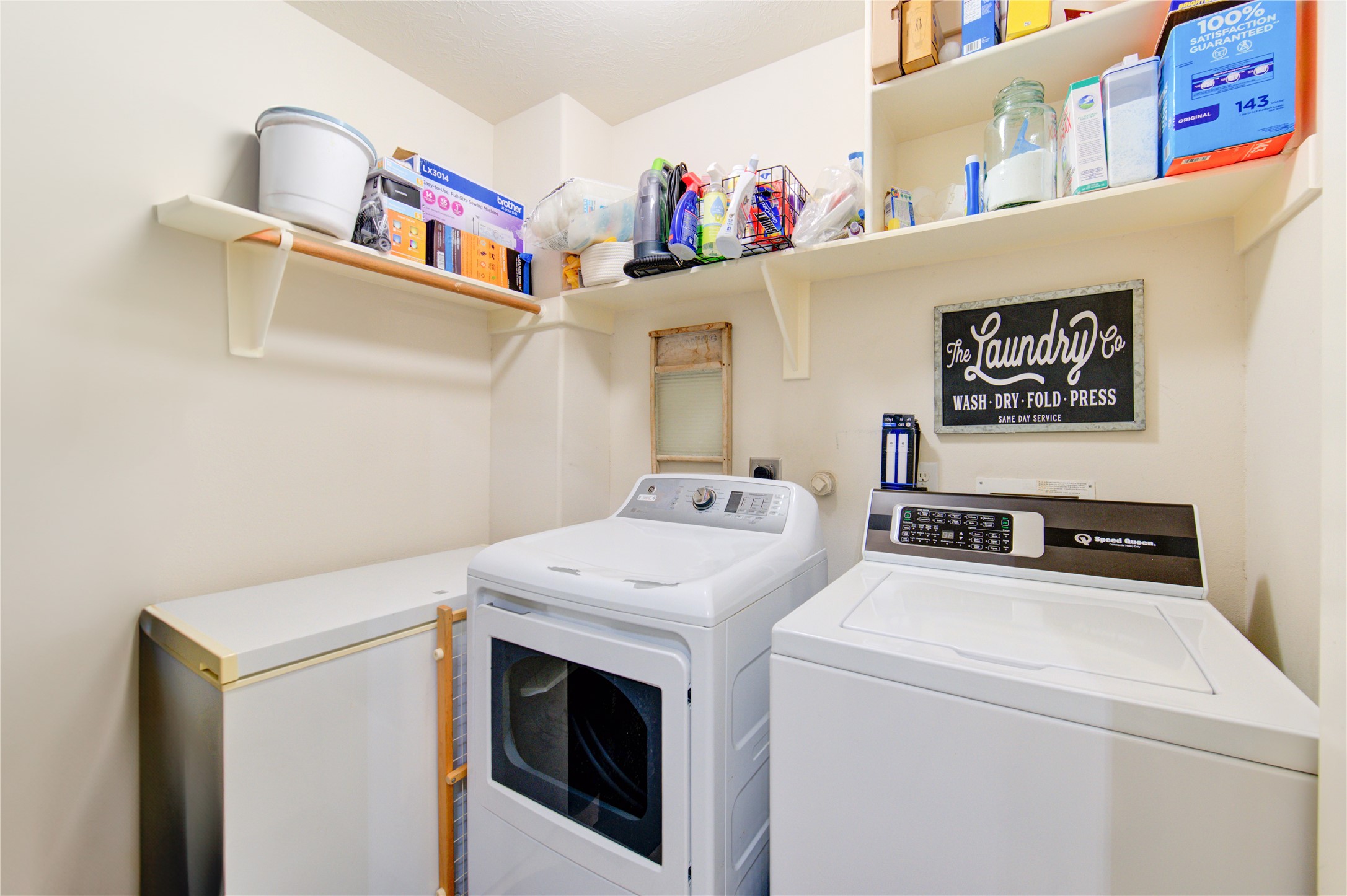 5416 Lilac Grove Ln Property Photo 24