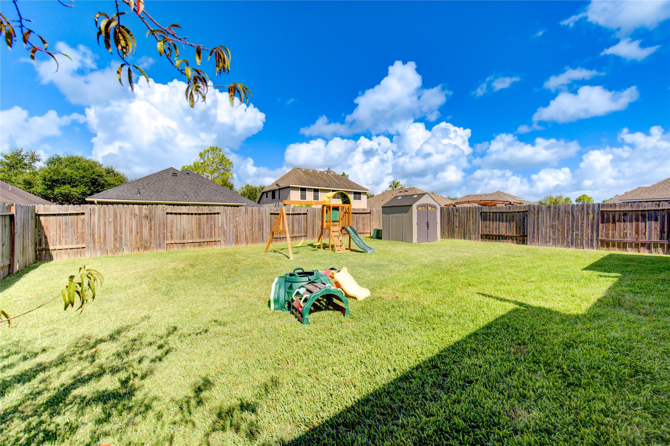 5416 Lilac Grove Ln Property Photo 26