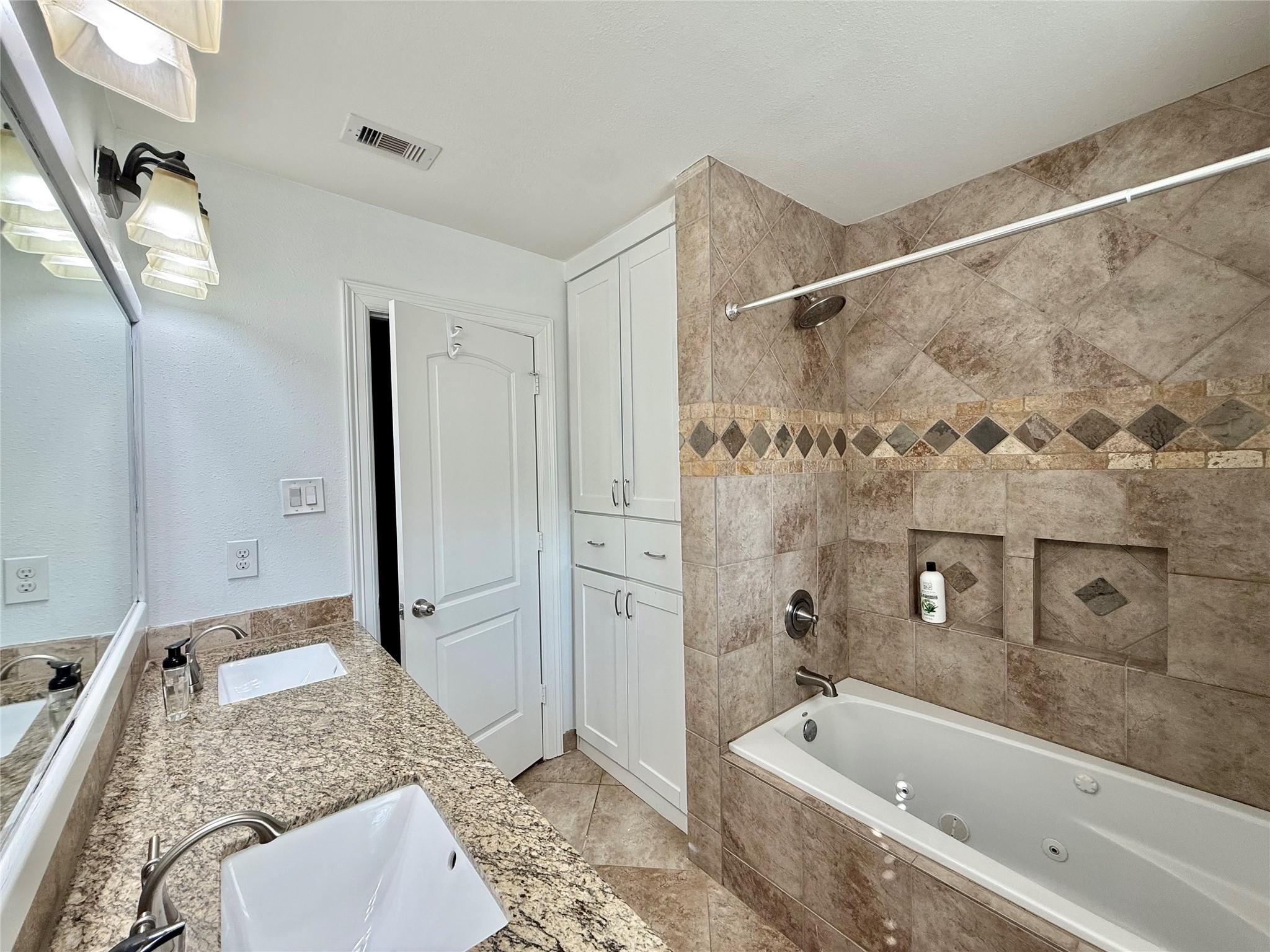 5454 Imogene Street Property Photo 15