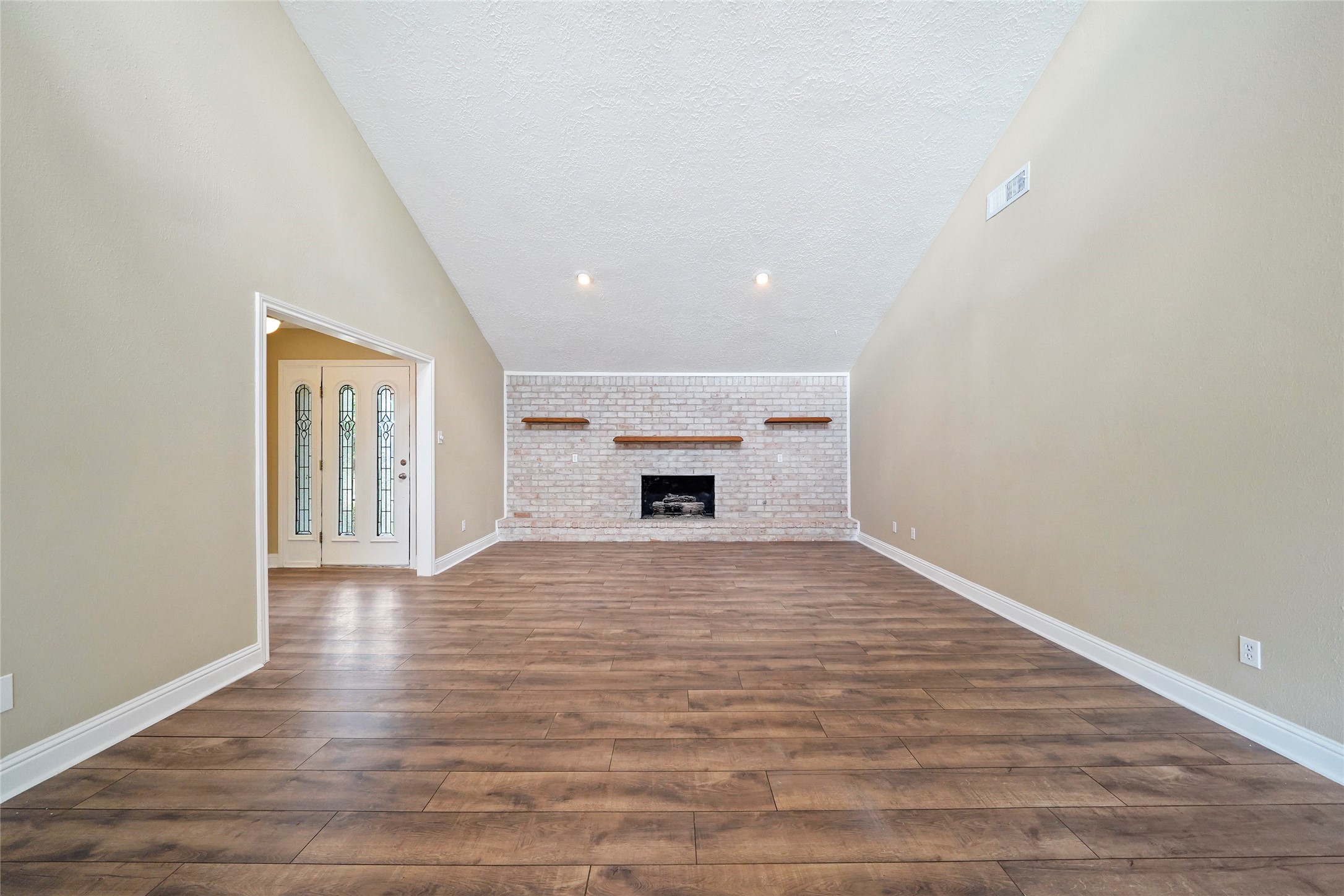 3602 Cobleskill Court Property Photo 11