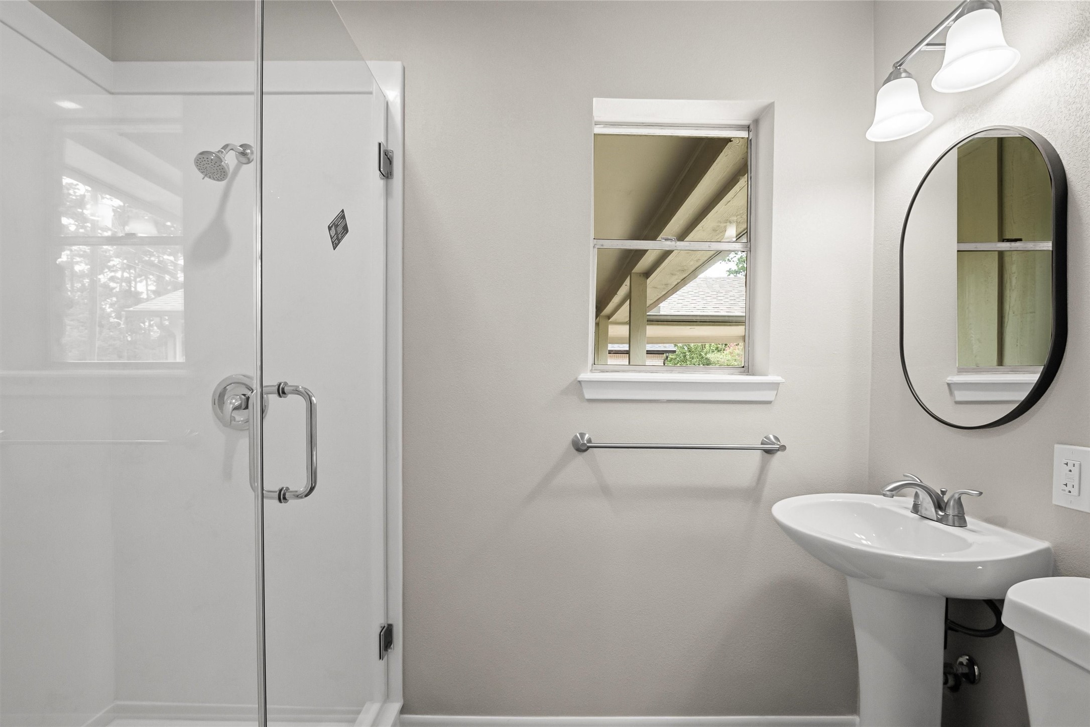 75 Rolling Hills Drive W Property Photo 24